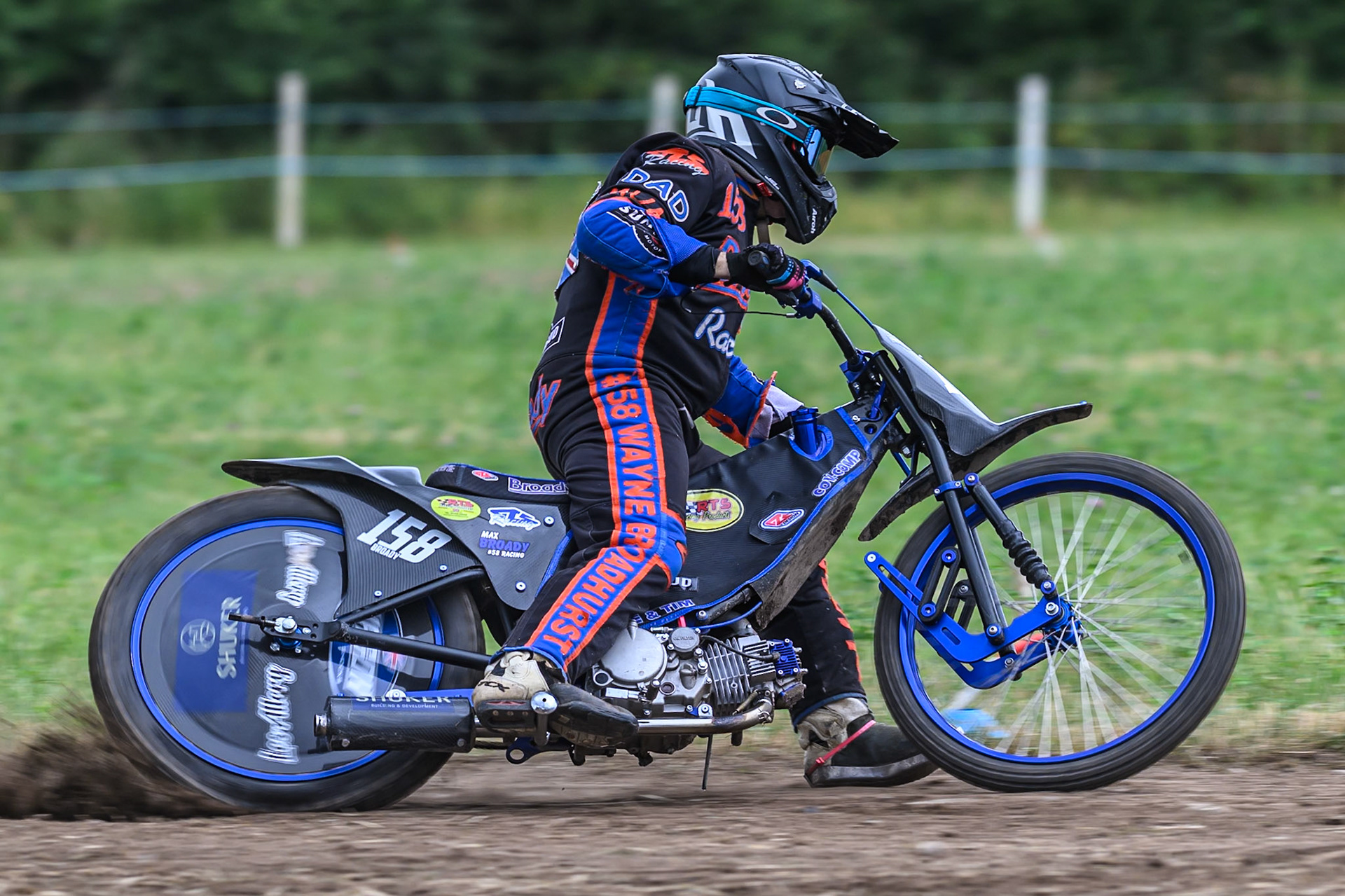 Wayne Broadhurst (158) in action in the GT140 Class during the ACU Northern Grass Track Riders Championship at Cheshire Grass Track Club, Frog Lane, Knutsford, Cheshire on Sunday 20th July 2025. (Photo: Ian Charles | MI News)