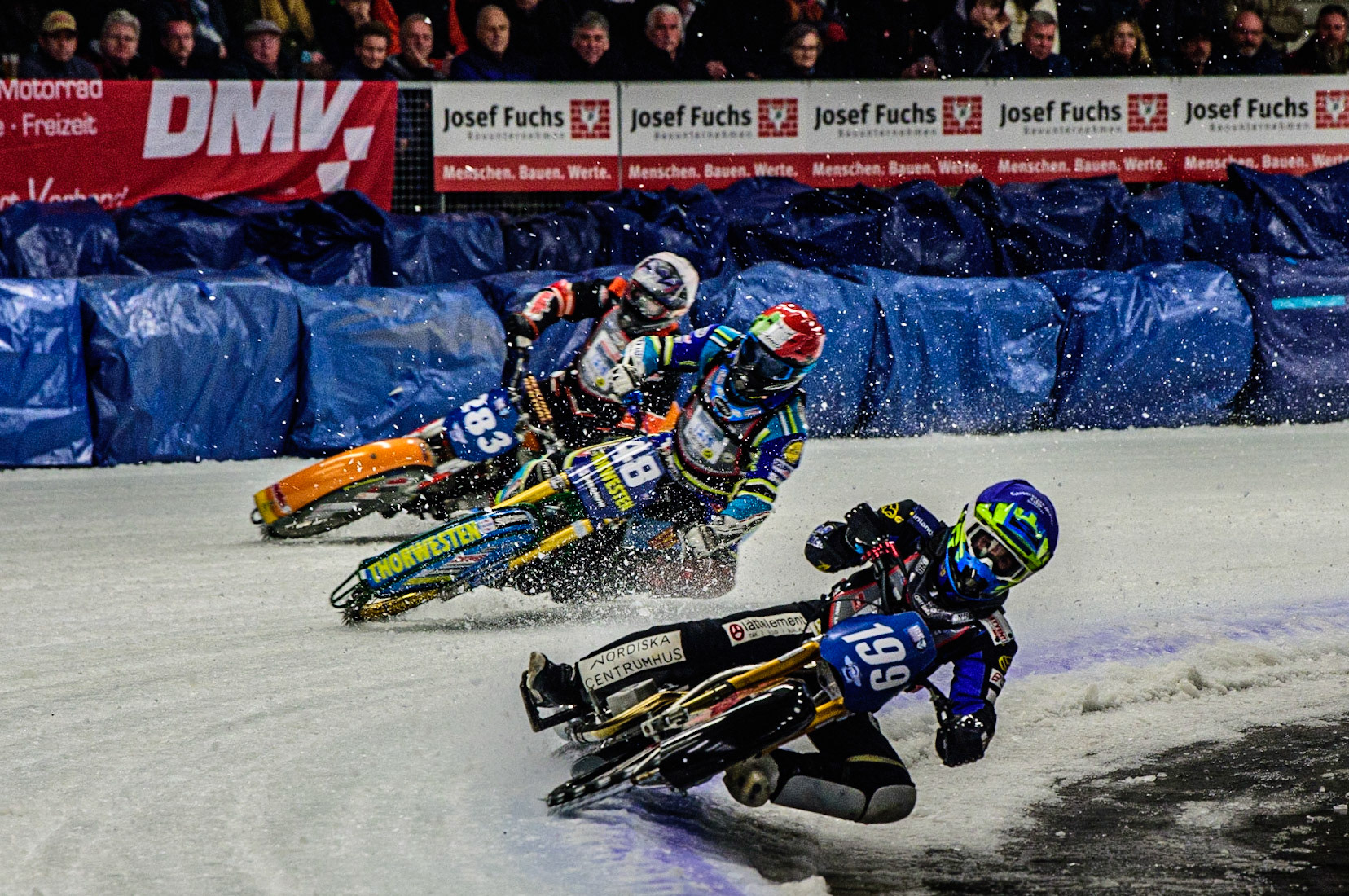 Martin Haarahiltunen (199) (Blue) leads Luca Bauer (48) (Red) and Sebastian Reitsma (283) (White) during the Ice Speedway Gladiators World Championship Final 1 at Max-Aicher-Arena, Inzell, Germany on Saturday 18th March 2023. (Photo: Ian Charles | MI News)