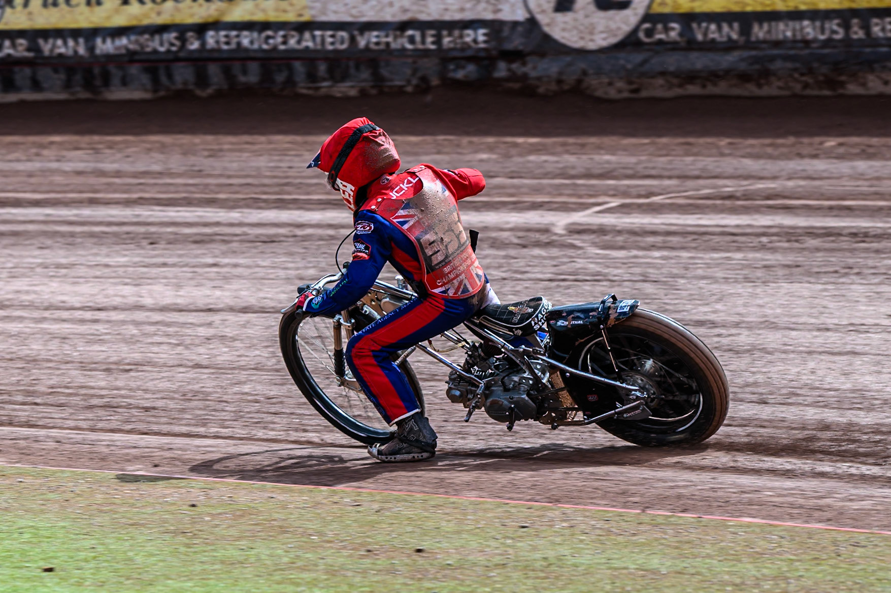 125cc Class Rider  Fraser Buckle (555) in action during the British Youth Championship (125cc) Round 2A, at the National Speedway Stadium, Manchester on Sunday 1st June 2025. (Photo: Ian Charles | MI News)