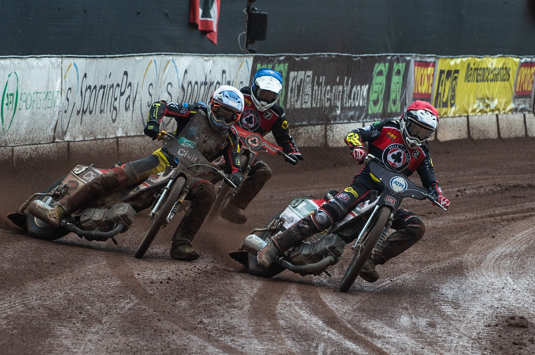 Photo by Ian Charles

Steve Worrall  (Red) inside Richie Worrall  (White) with Jaimon Lidsey (Blue) behind


Belle Vue Aces v Poole Pirates, British Speedway Premiership, Belle Vue National Speedway Stadium, Manchester, Monday 6  May  2019