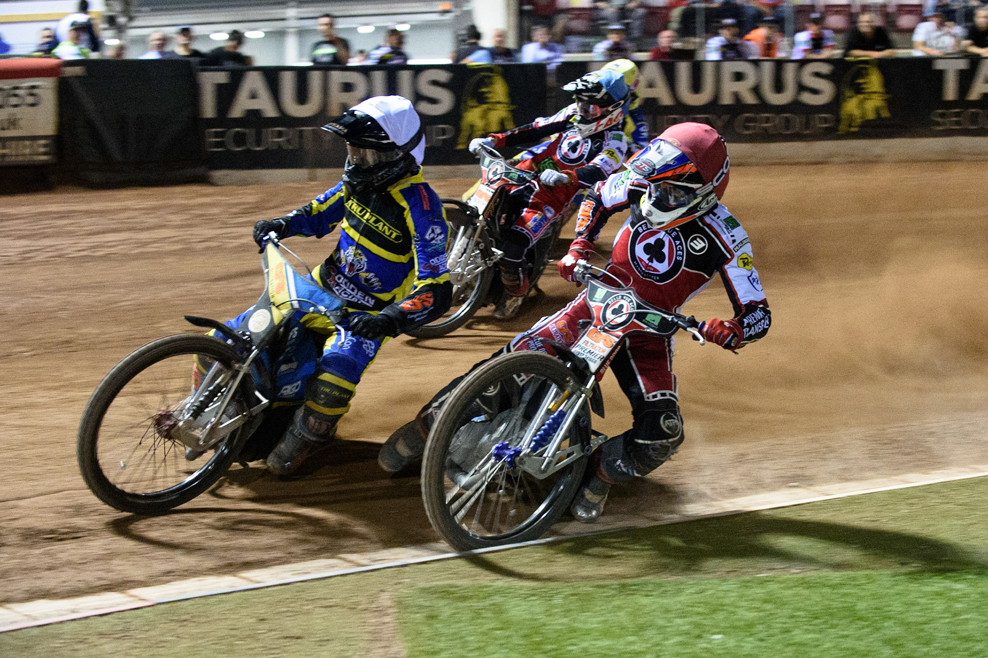 MANCHESTER, UK. SEPT 6TH  Steve Worrall  (Red) inside Adam Ellis  (White) with Dan Bewley  (Blue) and Jack Holder  (Yellow) behind during the SGB Premiership match between Belle Vue Aces and Sheffield Tigers at the National Speedway Stadium, Manchester on Monday 6th September 2021. (Credit: Ian Charles | MI News)