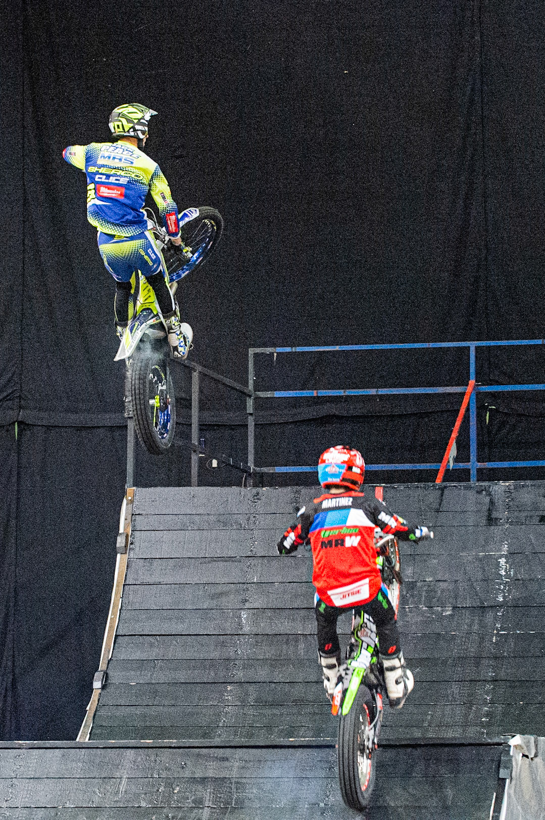 SHEFFIELD, ENGLAND  - DECEMBER 28TH  Jack Peace, UK (Sherco) leaps up the double quarter pipe to take the win in the elimination heat, over Pau Martinez, Spain (Vertigo)  during the 25th Anniversary Sheffield Indoor Trial at the FlyDSA Arena, Sheffield on Saturday 28th December 2019. (Credit: Ian Charles | MI News)