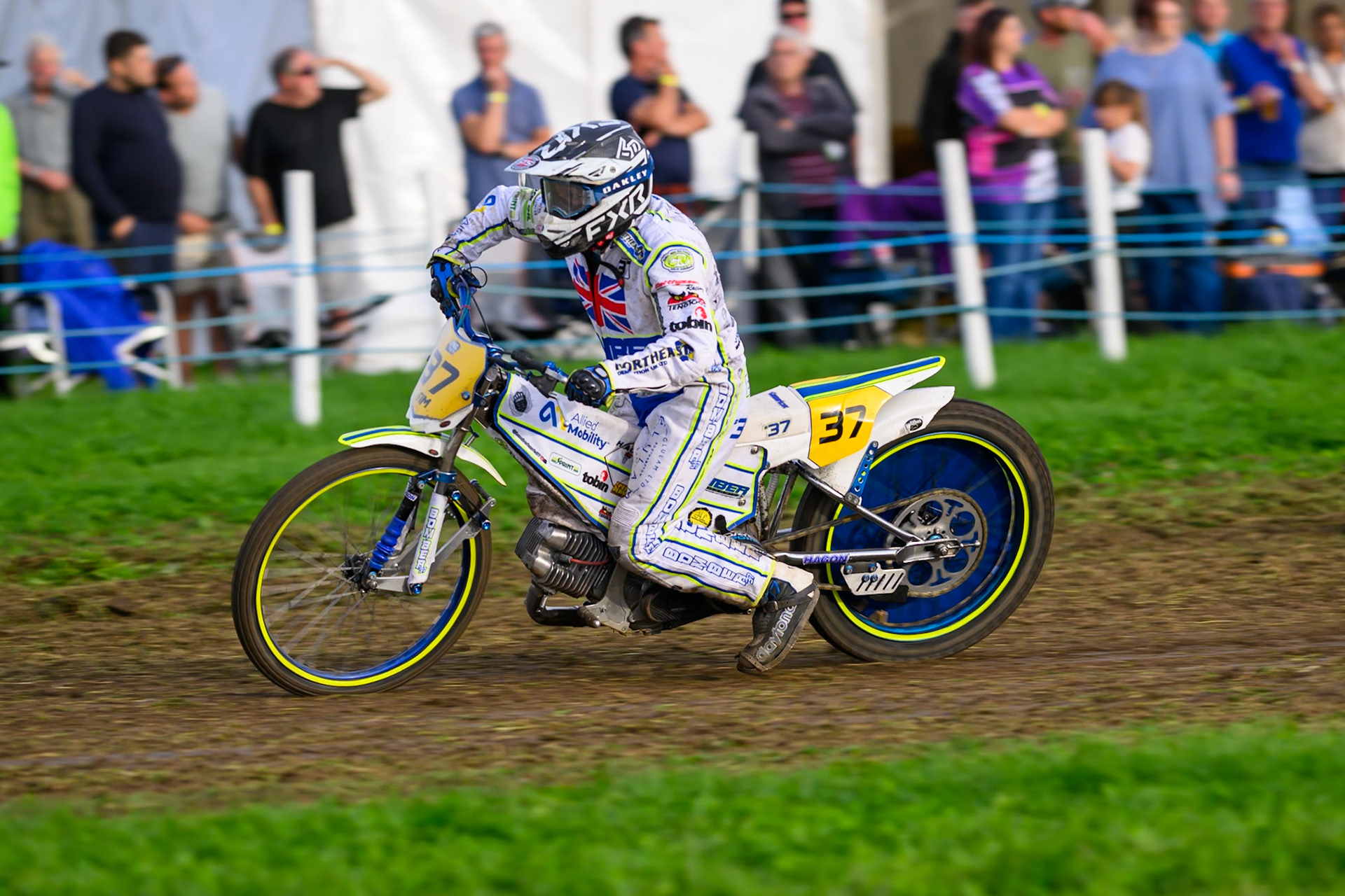 British Masters (Solos): Chris Harris (37) completes his maximum to  win the final and his fourth consecutive Masters Title during the British Masters Grasstrack Championship at Lower Marsh Farm, Much Hoole, Preston in Lancashire, England on Sunday 13th September 2026. (Photo: Ian Charles | MI News)