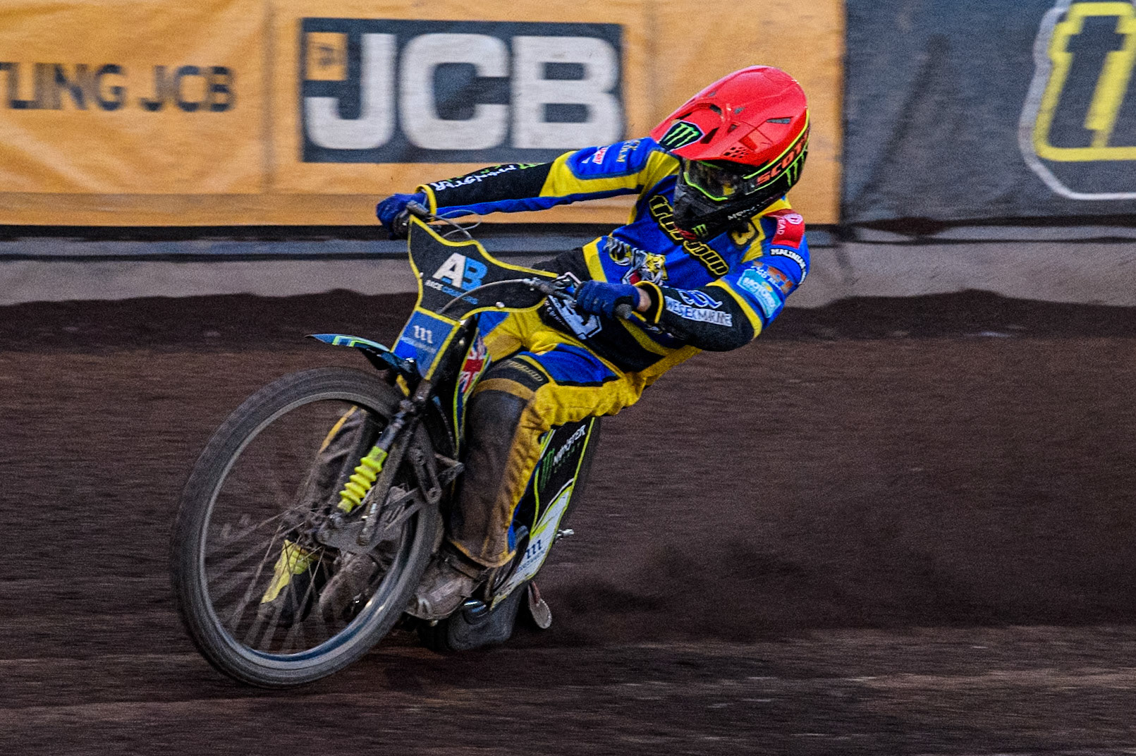 Sheffield Tigers' Chris Holder  in action during the Premiership KO Cup Quarter Final, 2nd Leg match between Sheffield Tigers and Belle Vue Aces at Owlerton Stadium, Sheffield on Thursday 9th May 2024. (Photo: Ian Charles | MI News)