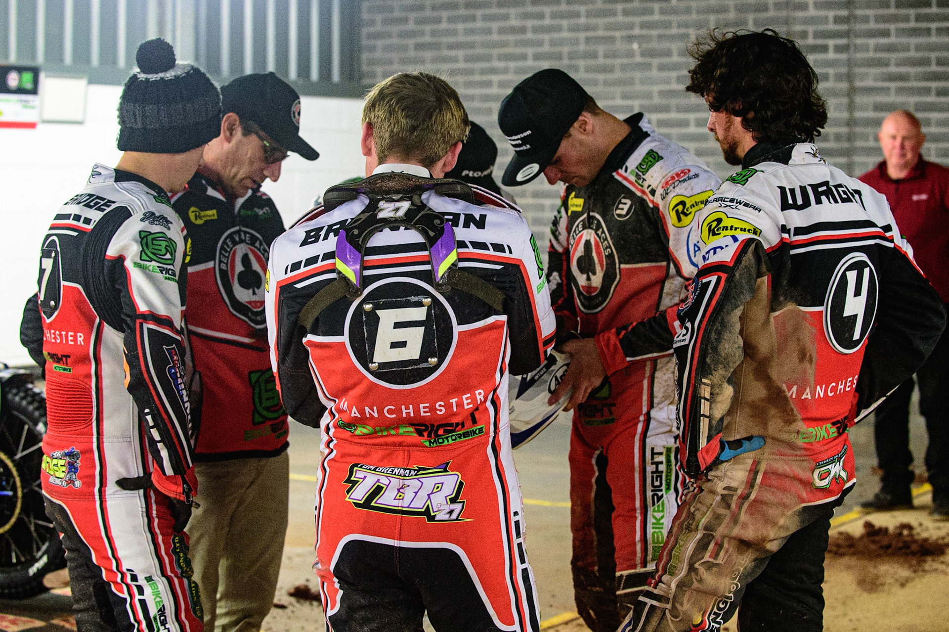 MANCHESTER, UK. OCT 7TH  Belle Vue BikeRight Aces  team huddle during the interval during the SGB Premiership Play off Semi-Final Second Leg between Belle Vue Aces and Sheffield Tigers at the National Speedway Stadium, Manchester on Thursday 7th October 2021. (Credit: Ian Charles | MI News)