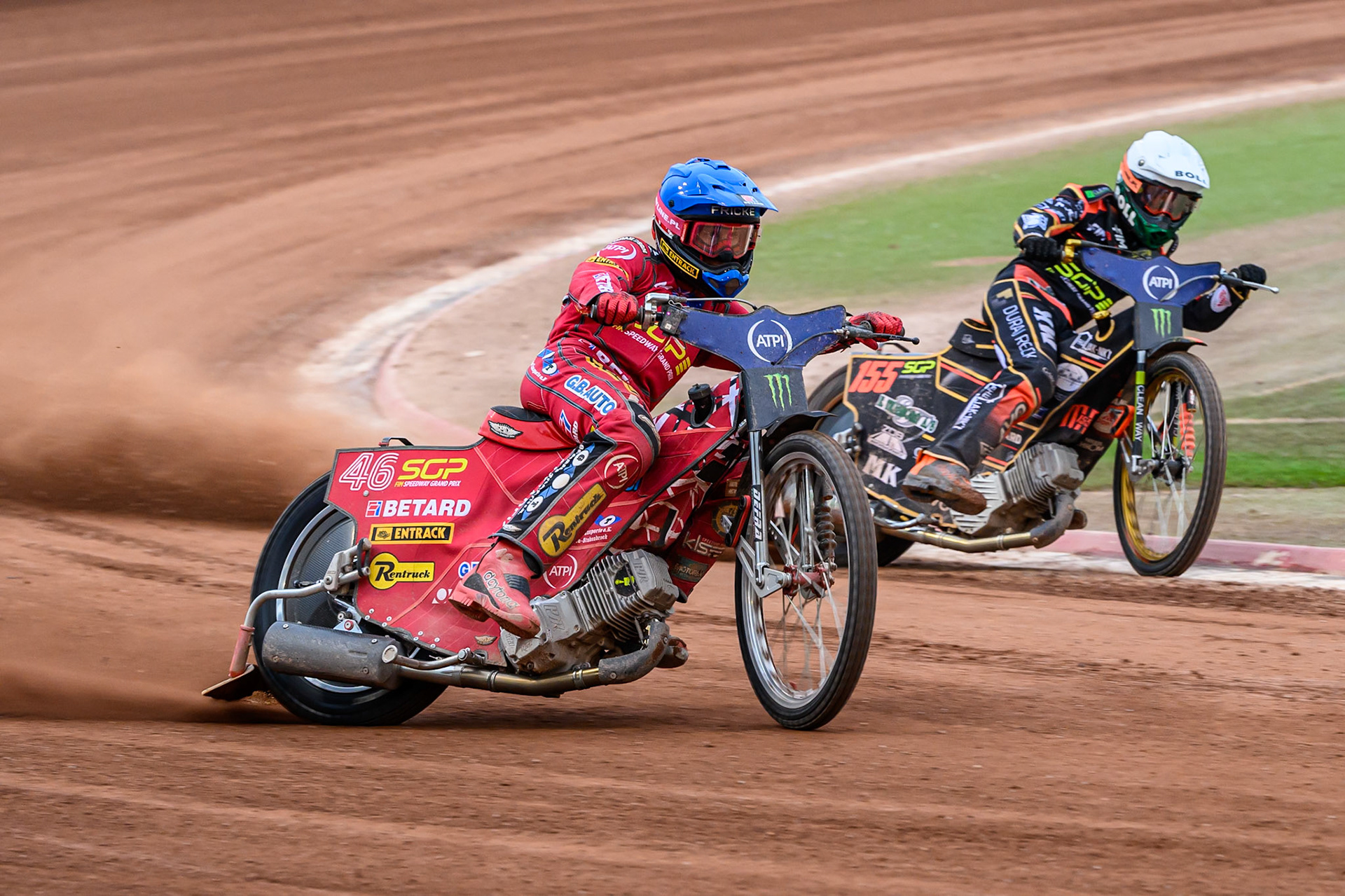 Max Fricke (46) of Australia in Blue leading Mikkel Michelsen (155) of Denmark in White during the ATPI FIM Speedway Grand Prix Round 4 at the National Speedway Stadium, Manchester, on Friday 13th June 2025. (Photo: Ian Charles | MI News)