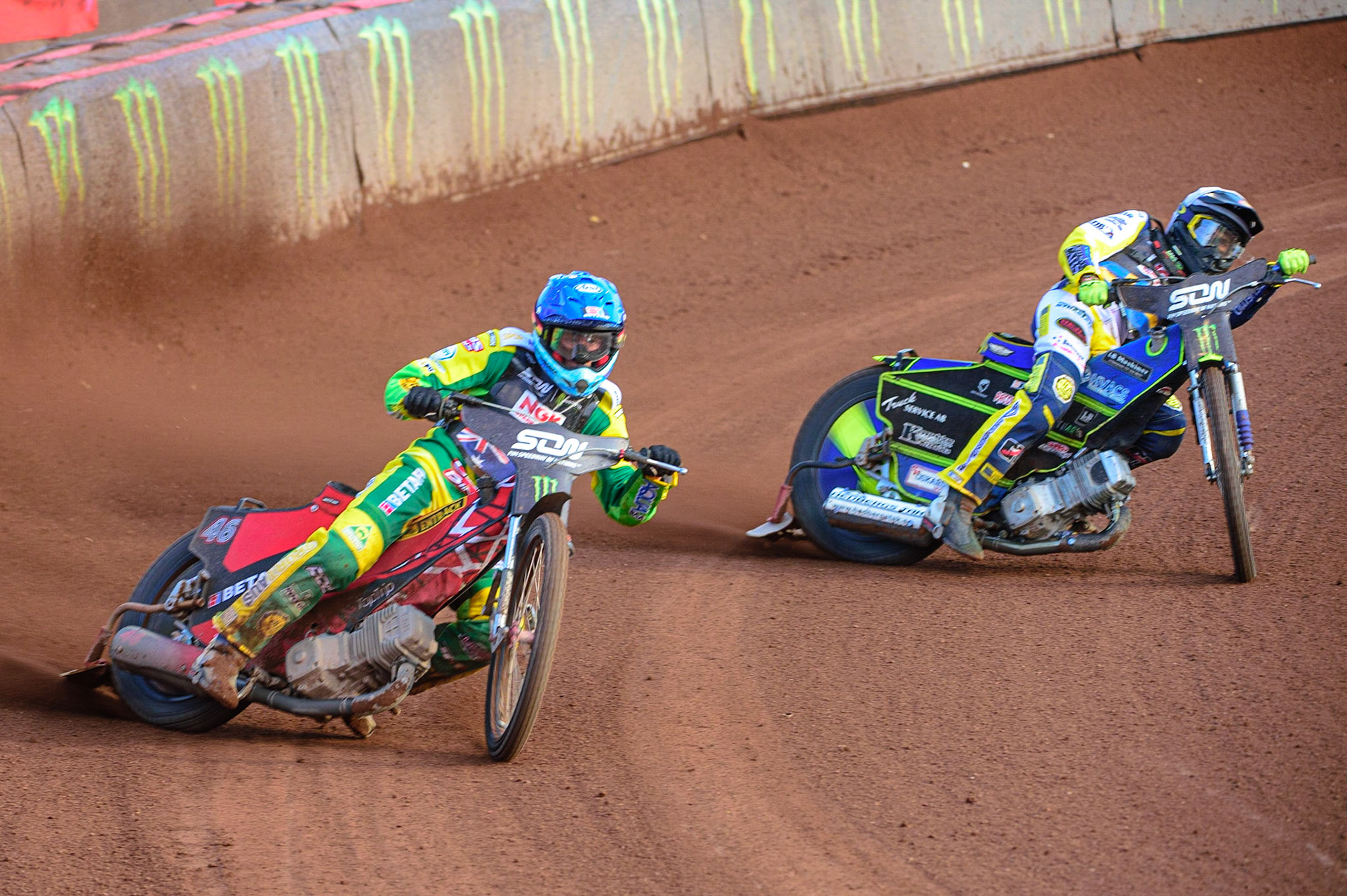 MANCHESTER, UK. OCT 16TH Max Fricke of Australia (Blue) outside Philip Hellström-Bangs of Sweden (White) during the Monster Energy FIM Speedway of Nations at the National Speedway Stadium, Manchester on Saturday  16th October 2021. (Credit: Ian Charles | MI News)