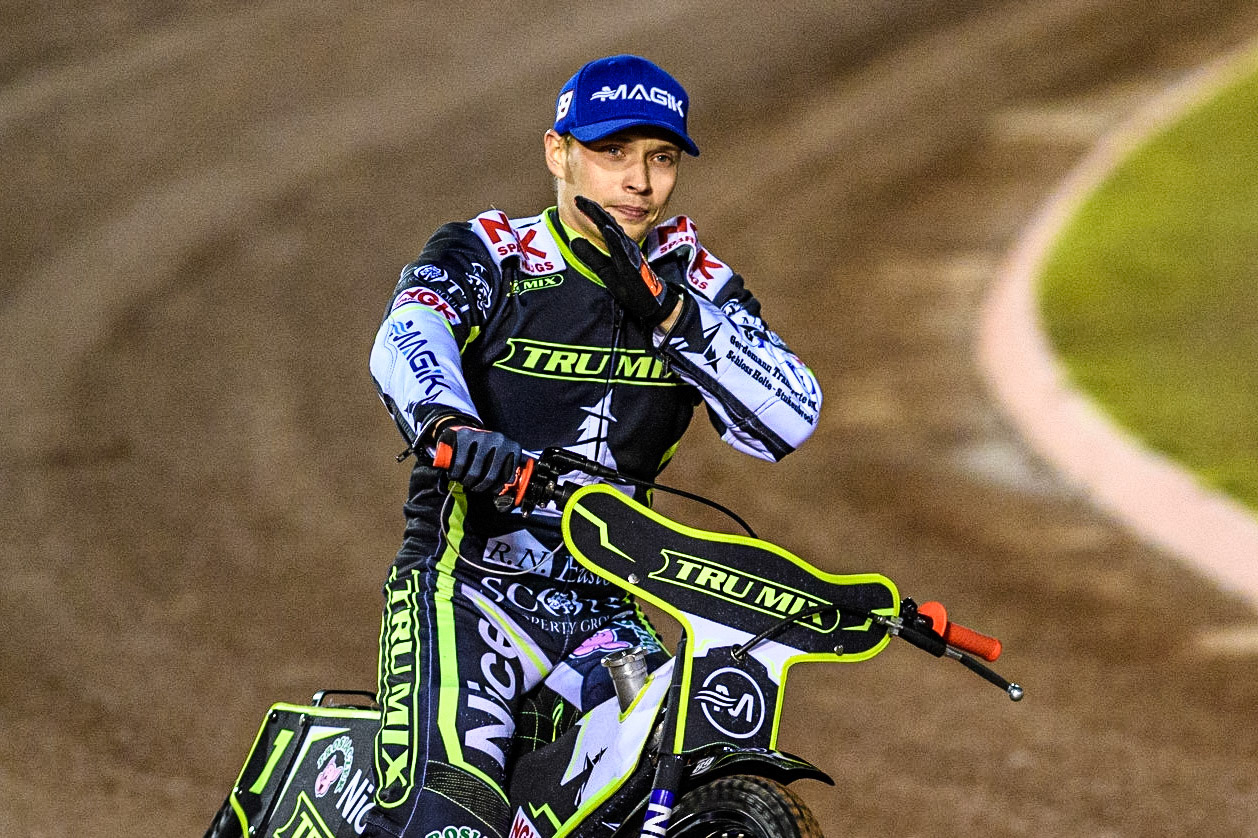 Emil Sayfutdinov  on the pre meeting parade during the Sports Insure Premiership Semi Final Playoff 2nd leg match between Belle Vue Aces and Ipswich Witches at the National Speedway Stadium, Manchester on Monday 25th September 2023. (Photo: Ian Charles | MI News)