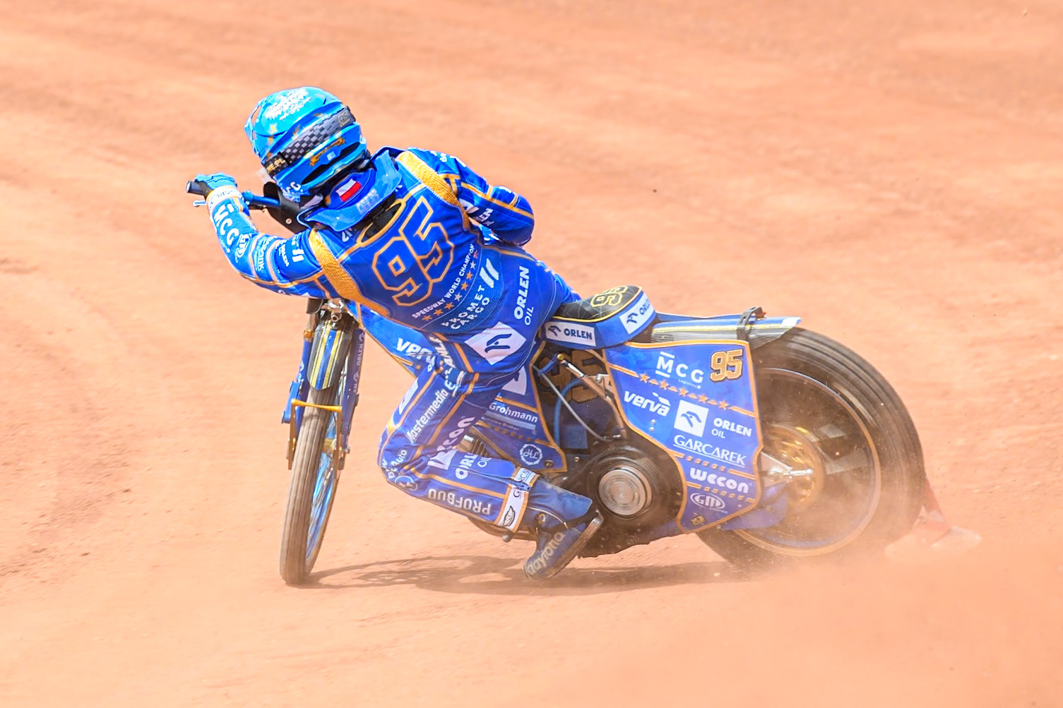 Bartosz Zmarzlik (95) of Poland in the qualifying session during the ATPI FIM Speedway Grand Prix Round 4 at the National Speedway Stadium, Manchester, on Friday 6th June 2025. (Photo: Ian Charles | MI News)