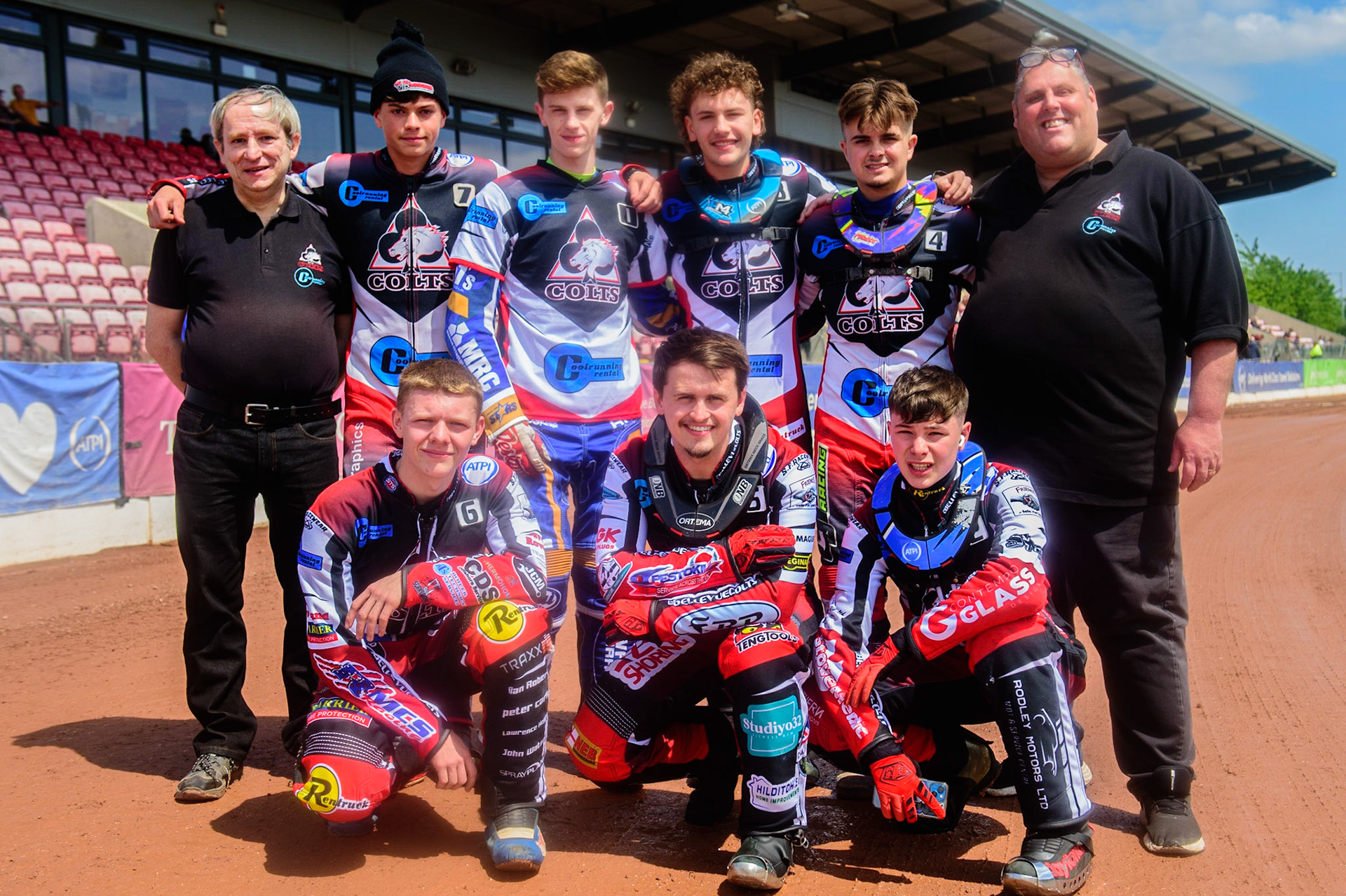 MANCHESTER, UK.  JUN 3RD  Belle Vue Cool Running Colts Rear: (l - r) Graham Goodwin (Manager), Freddy Hodder, Jake Mulford, Harry McGurk, Nathan Ablitt, Steve Williams (Manager), Kneeling: Archie Freeman, Jack Smith , Sam McGurk during the National Development League match between Belle Vue Colts and Oxford Chargers at the National Speedway Stadium, Manchester on Friday 3rd June 2022. (Credit: Ian Charles | MI News)