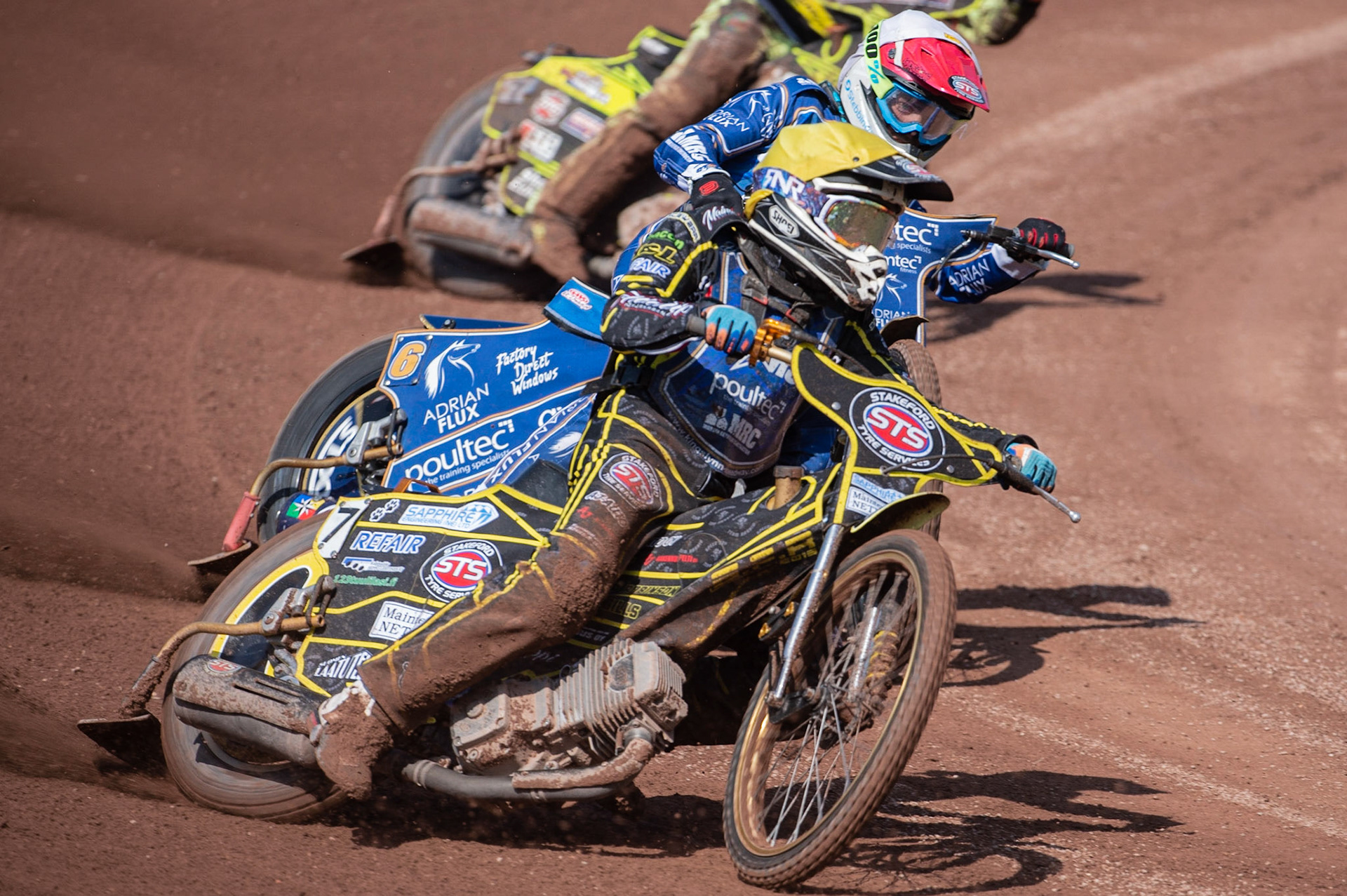 Photo: Ian Charles

Tero Aarnio (Yellow) leads Lewis Kerr (White)

Belle Vue Aces v Kings Lynn Stars, British Speedway Premiership, Belle Vue National Speedway Stadium, Manchester, Monday 26  August  2019