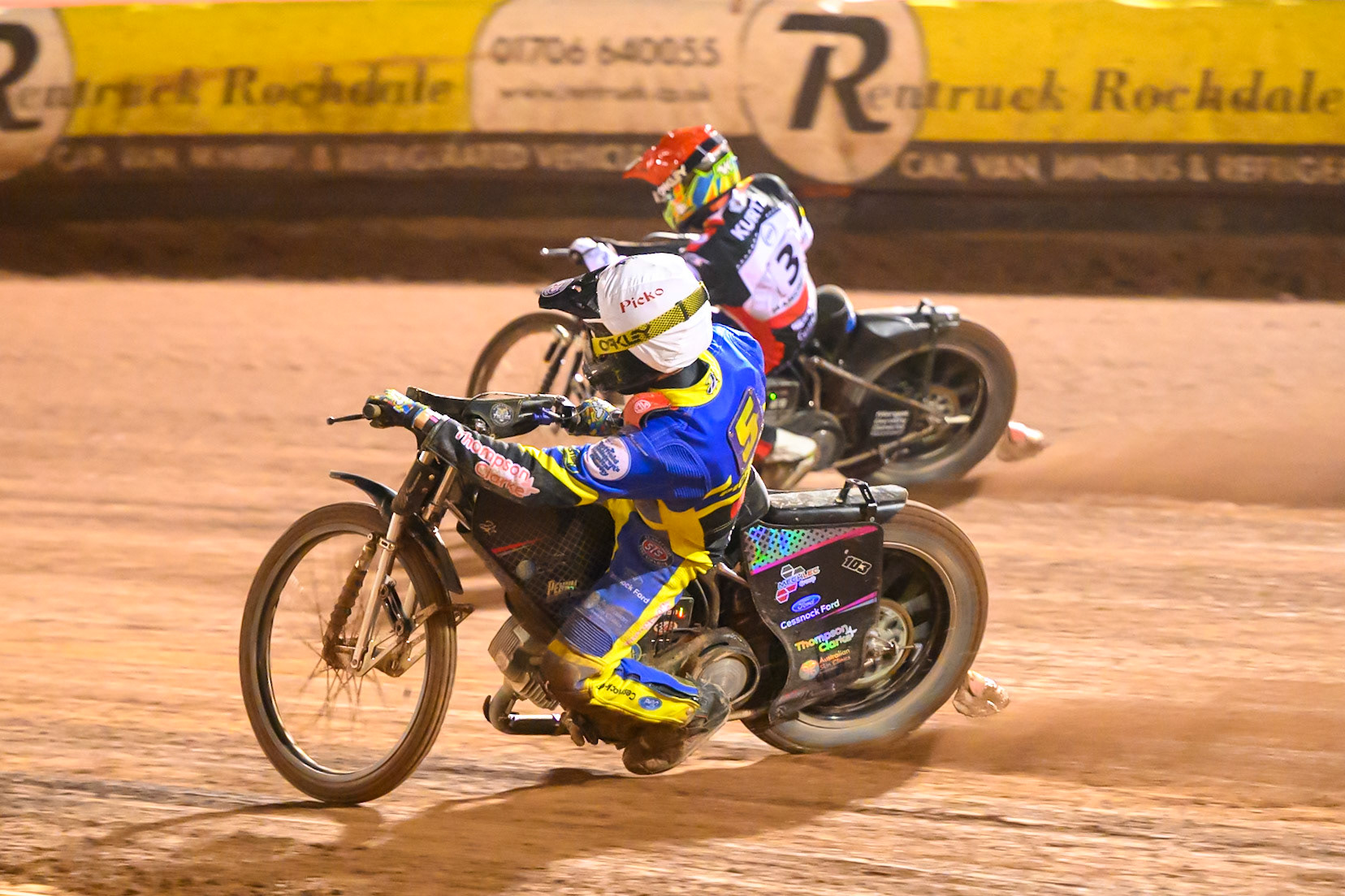 Josh Pickering of Sheffield Tigers in White on the inside of Nicolai Klindt, Guest Rider for Belle Vue Aces in Red during the Rowe Motor Oil Premiership Grand Final 2nd Leg between Belle Vue Aces and Sheffield Tigers at the National Speedway Stadium, Manchester on Friday 16th October 2026. (Photo: Ian Charles | MI News)