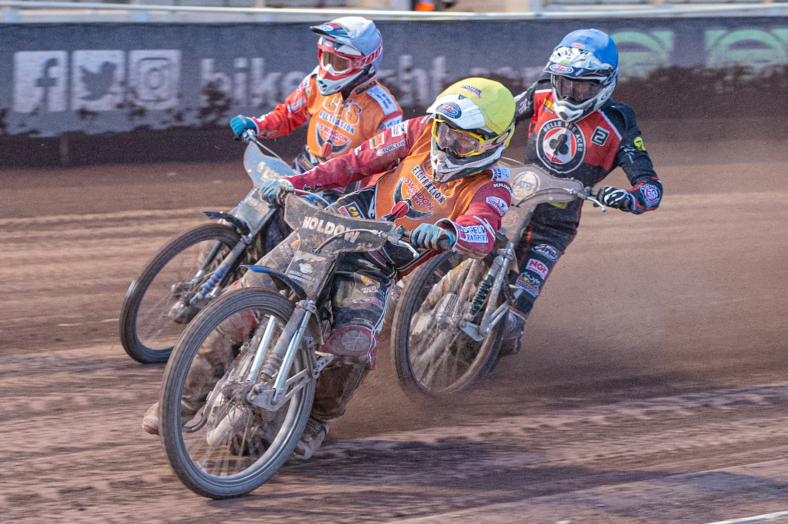 Photo by Ian Charles

Rasmus Jensen  (Yellow) leads Tobias Musielak  (White) and Steve Worrall 


Belle Vue Aces v Swindon Robins, British Speedway Premiership, Belle Vue National Speedway Stadium, Manchester, Monday 12  August  2019