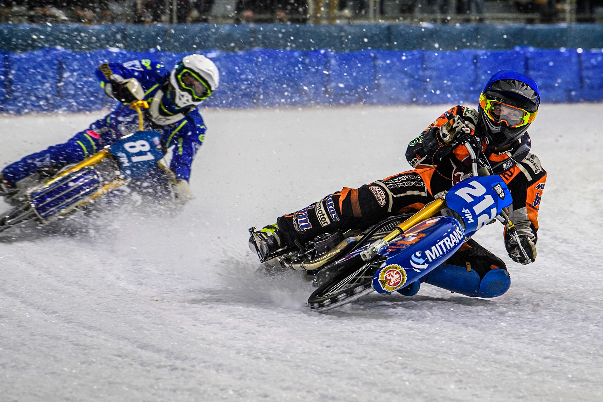Lukas Hutla (212) of the Czech Republic in Blue leading Jimmy Olsén (81) of Sweden in White during the FIM Ice Speedway Gladiators World Championship, Final 3 at the Ice Stadium, Thialf, Heerenveen on Saturday 5th April 2025. (Photo: Ian Charles | MI News)