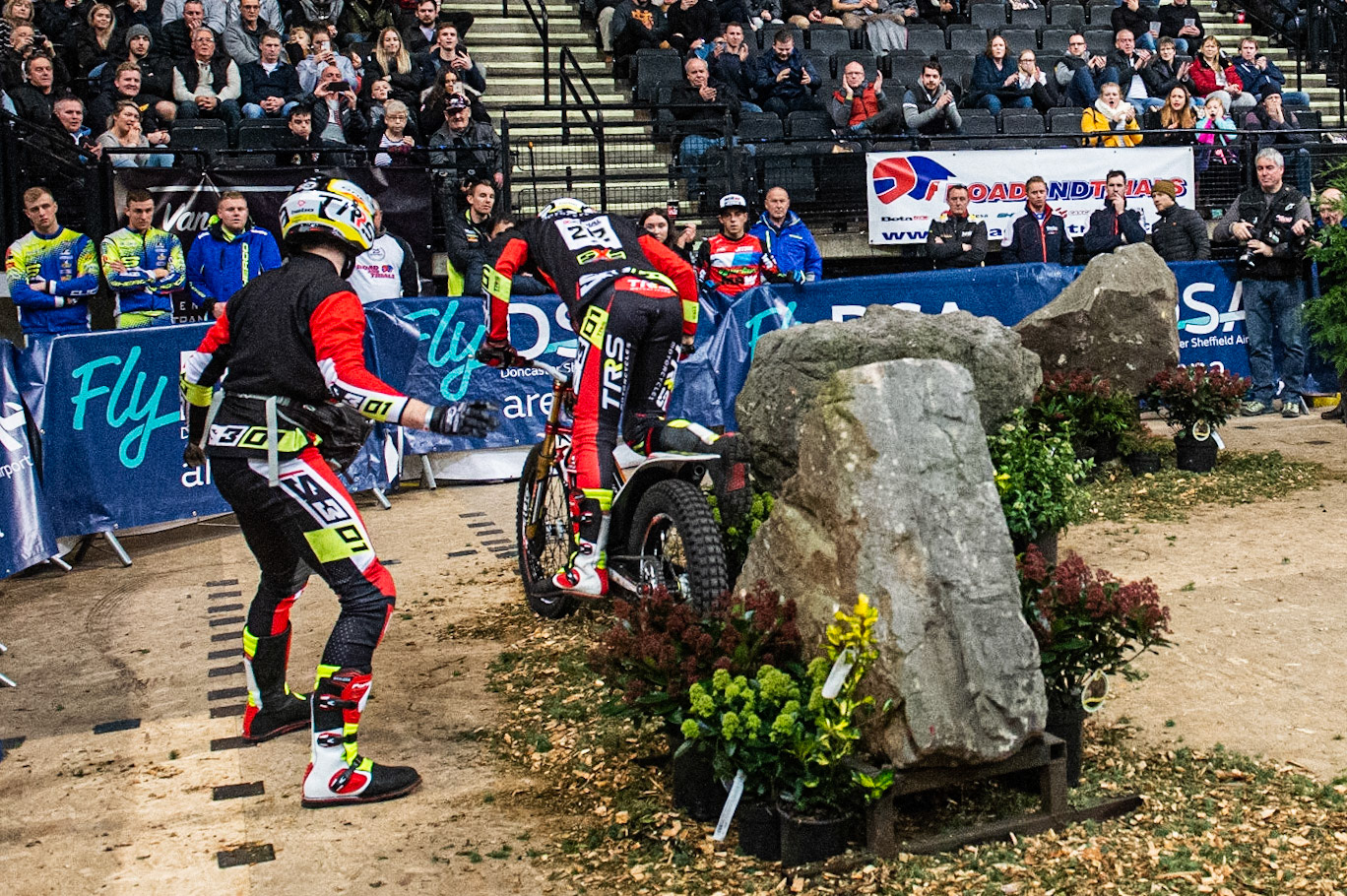 SHEFFIELD, ENGLAND  - DECEMBER 28TH   Jamie Busto, Spain (Vertigo) falls on the RedBull section of the Final during the 25th Anniversary Sheffield Indoor Trial at the FlyDSA Arena, Sheffield on Saturday 28th December 2019. (Credit: Ian Charles | MI News)