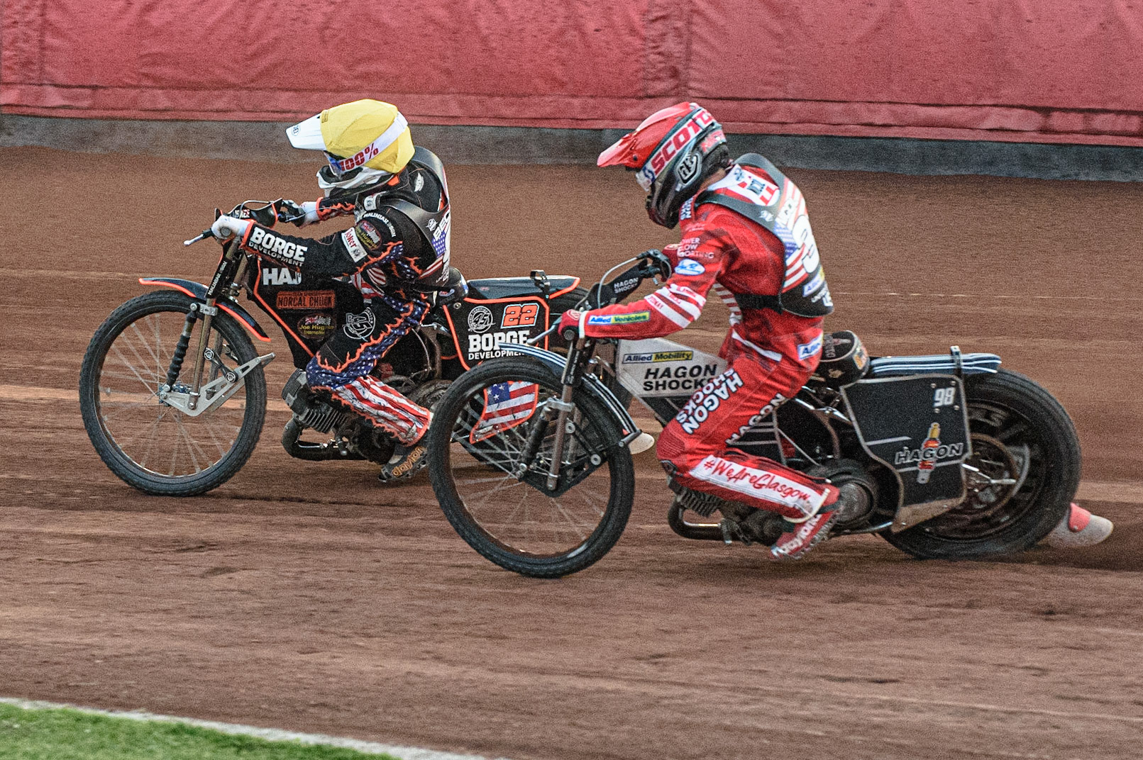 GLASGOW, UK. JUNE 19TH.  Luke Becker (USA) (Yellow) passes Broc Nicol (USA) (Red) during the FIM Speedway Grand Prix Qualifying Round at the Peugeot Ashfield Stadium, Glasgow on Saturday 19th June 2021. (Credit: Ian Charles | MI News)