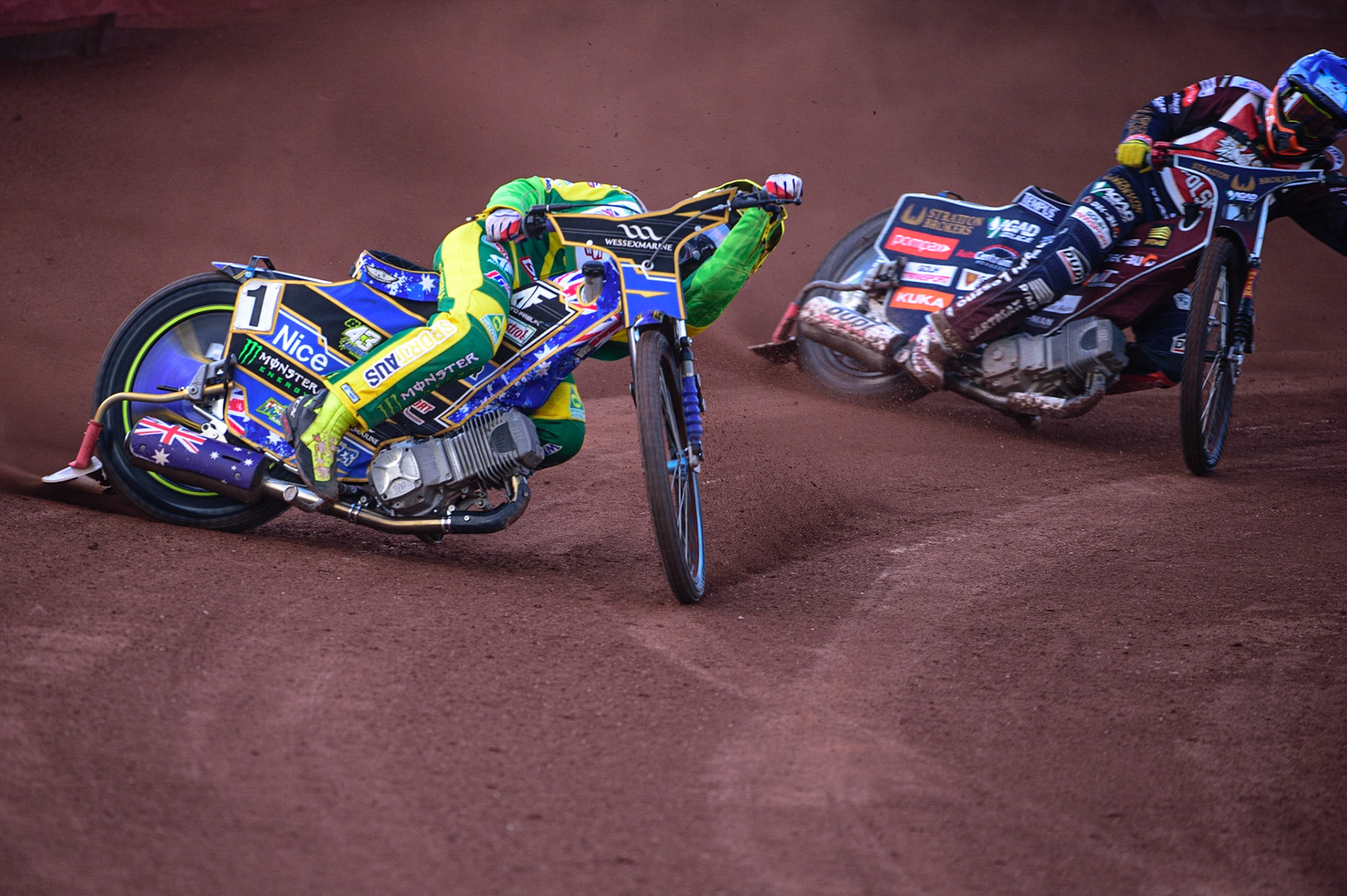 Jack Holder (Australia) (Yellow) leads Dominik Kubera (Poland) (Blue) during the FIM Speedway Grand Prix Challenge at the Peugeot Ashfield Stadium, Glasgow on Saturday 20th August 2022. (Credit: Ian Charles | MI News)