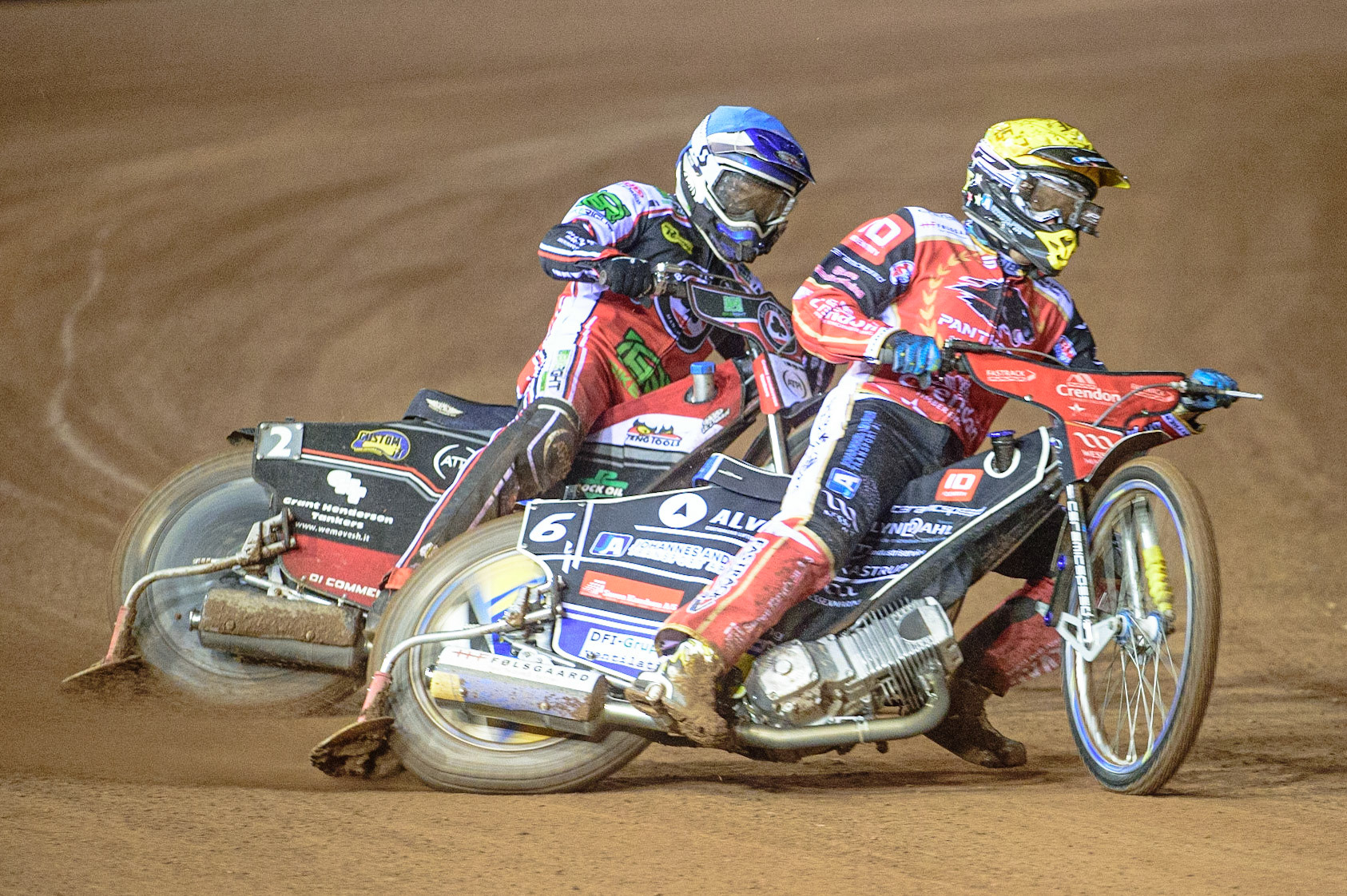 MANCHESTER, UK. OCT 11TH  Bjarne Pedersen  (Yellow) leads Richie Worrall  (Blue) during the SGB Premiership Grand Final 1st Leg between Belle Vue Aces and Peterborough Panthers at the National Speedway Stadium, Manchester on Monday 11th October 2021. (Credit: Ian Charles | MI News)