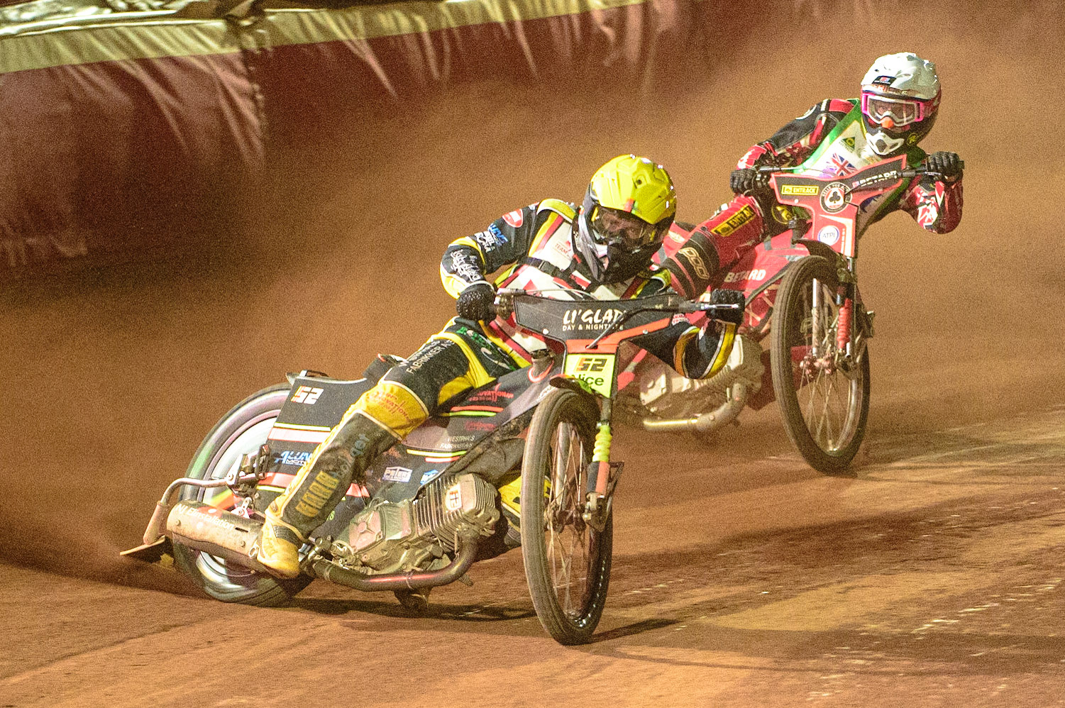 Michael Jepsen Jensen (Denmark) (Yellow) leads Max Fricke (Australia) (White) during the FIM Speedway Grand Prix Challenge at the Peugeot Ashfield Stadium, Glasgow on Saturday 20th August 2022. (Credit: Ian Charles | MI News)
