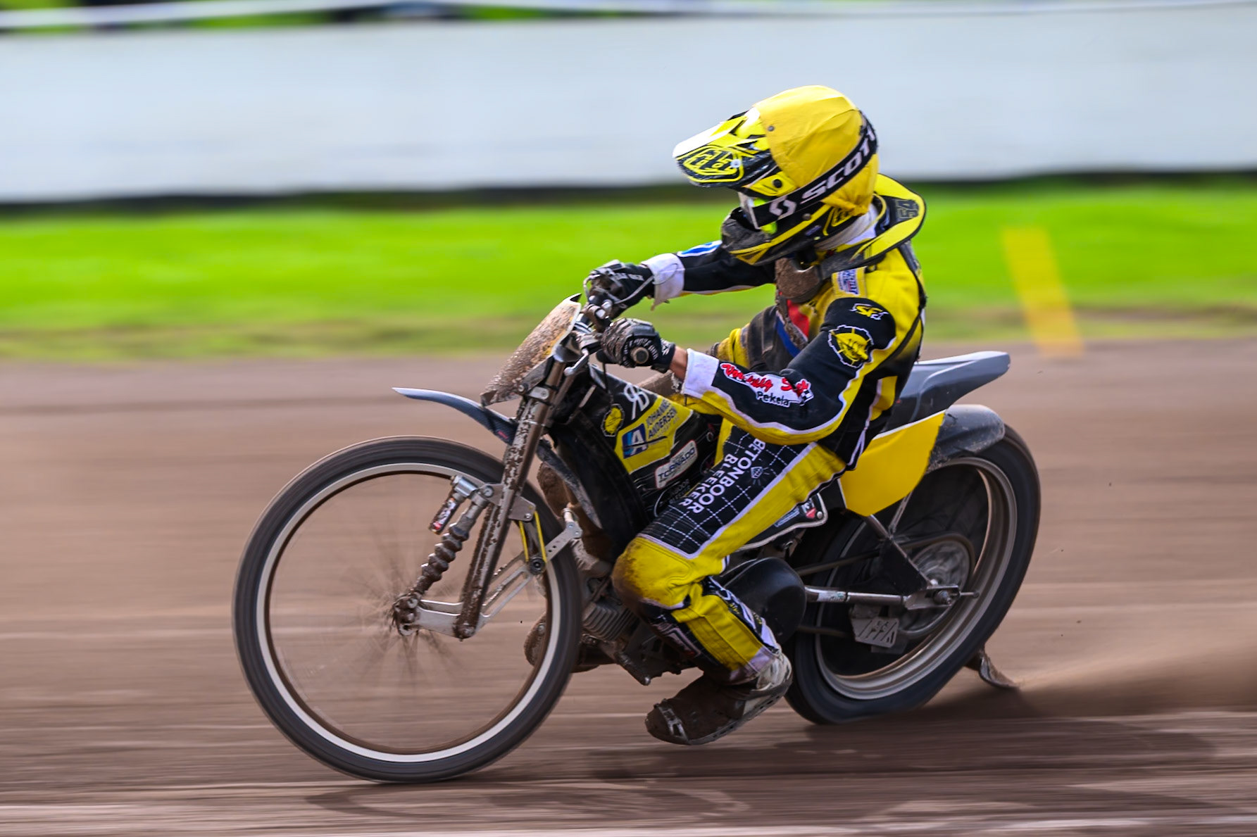 Mika Meijer (54) of The Netherlands in action during the FIM Long Track World Championship Final 4, at the Speed Centre Roden, Netherlands on Sunday 21st September 2025. (Photo: Ian Charles | MI News)during the FIM Long Track World Championship Final 4, at the Speed Centre, Roden on Sunday 21st September 2025. (Photo: Ian Charles | MI News)