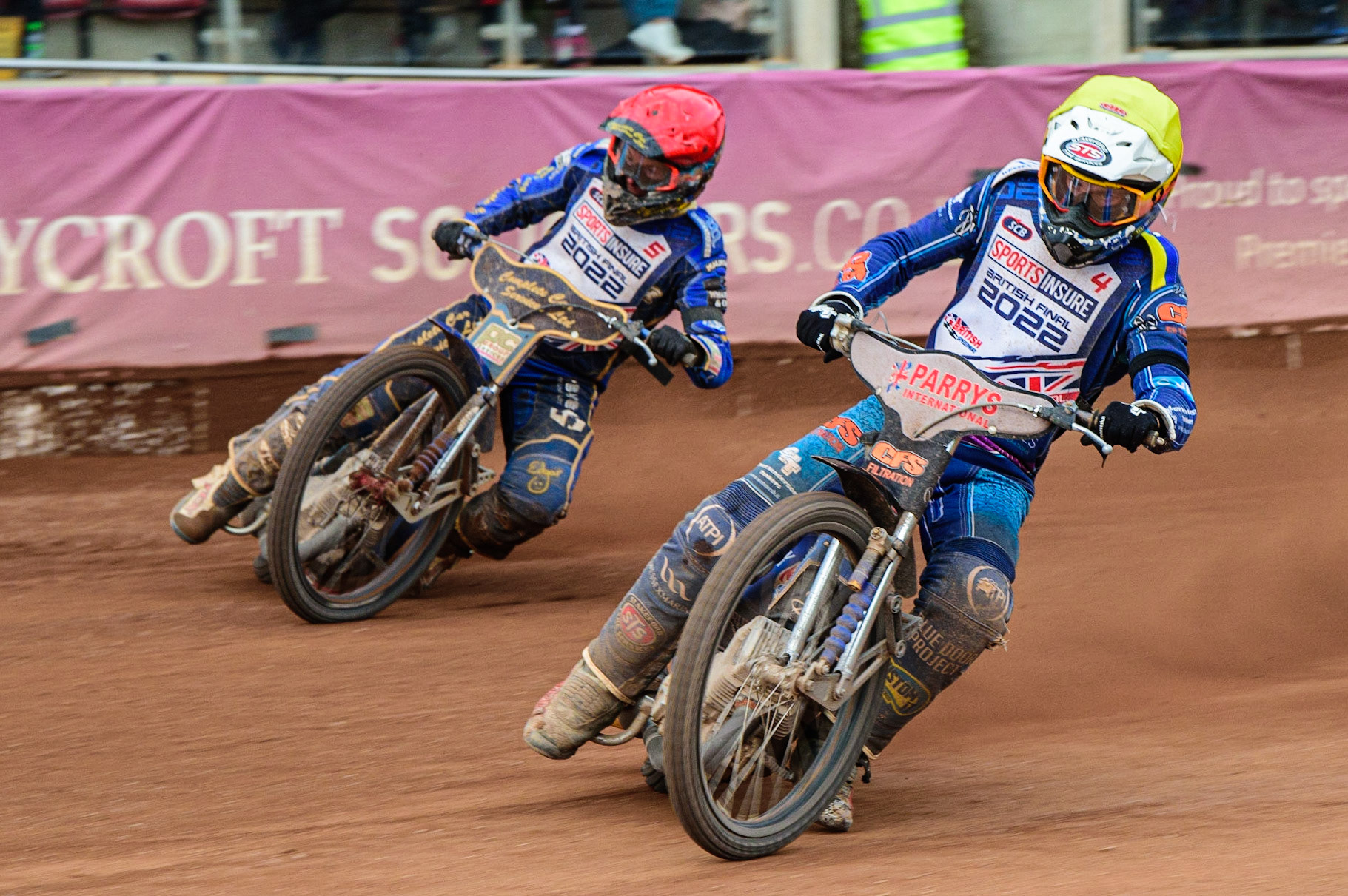 Steve Worrall  (Yellow) leads Kyle Howarth  (Red)  during the Sports Insure British Speedway Final, at the National Speedway Stadium, Manchester, on Sunday 18th September 2022. (Credit: Ian Charles | MI News )