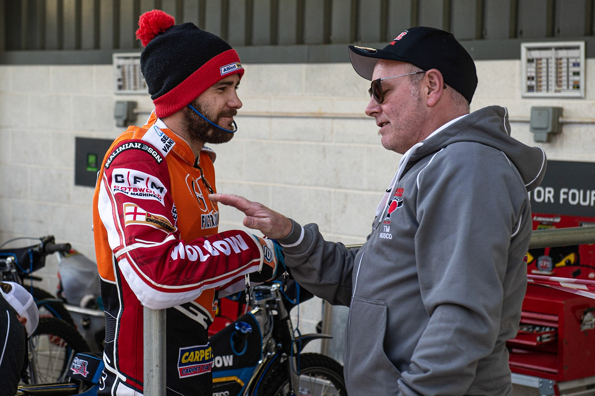 Photo by Ian Charles

Rasmus Jensen  (left) chats with Swindon Robins  Team Manager Alun Rossiter 


Belle Vue Aces v Swindon Robins, British Speedway Premiership, Belle Vue National Speedway Stadium, Manchester, Monday 12  August  2019