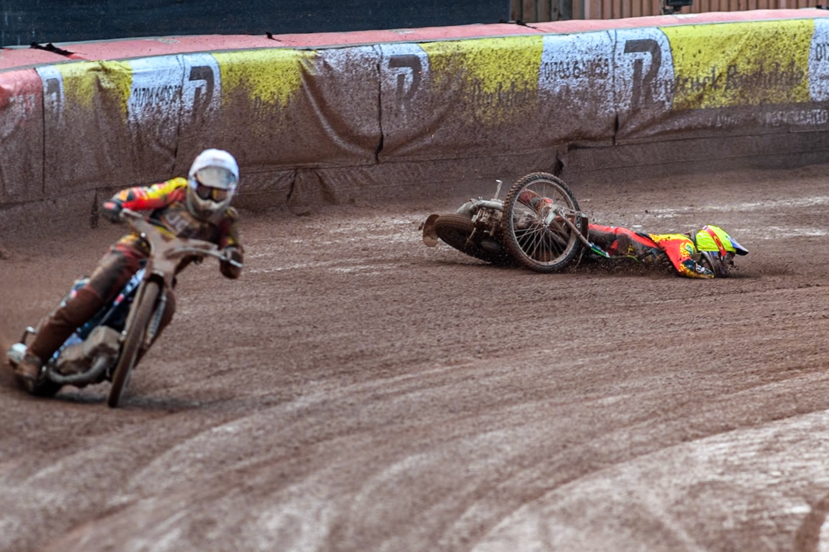 Leicester Lion Cubs' Vinnie Foord is a faller during the WSRA  National Development League match between Belle Vue Colts and Leicester Lion Cubs at the National Speedway Stadium, Manchester on Friday 29th March 2024. (Photo: Ian Charles | MI News)