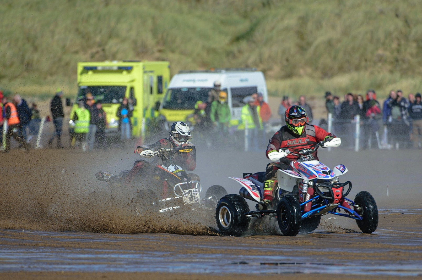 Davey Nixon (99) leads Dean Morford (3) during the Fylde ACU British Sand Racing Masters Championship on  Sunday 2nd October 2022. (Credit: Ian Charles | MI News)
