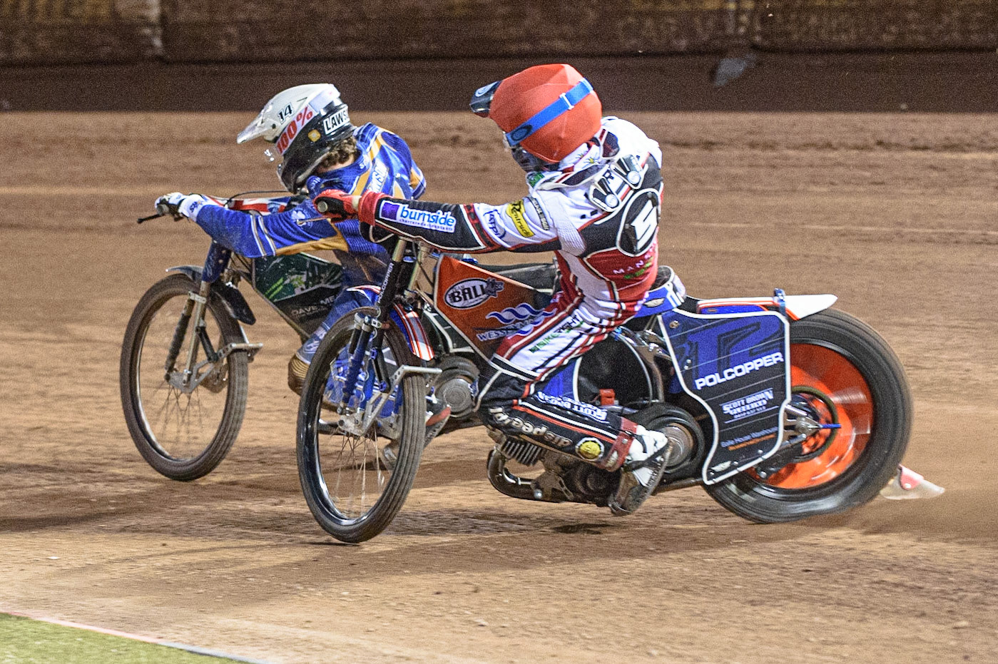 MANCHESTER, UK. AUGUST 23RD    Brady Kurtz  (Red) chases Richard Lawson  (White) during the SGB Premiership match between Belle Vue Aces and King's Lynn Stars at the National Speedway Stadium, Manchester on Monday 23rd August 2021. (Credit: Ian Charles | MI News)