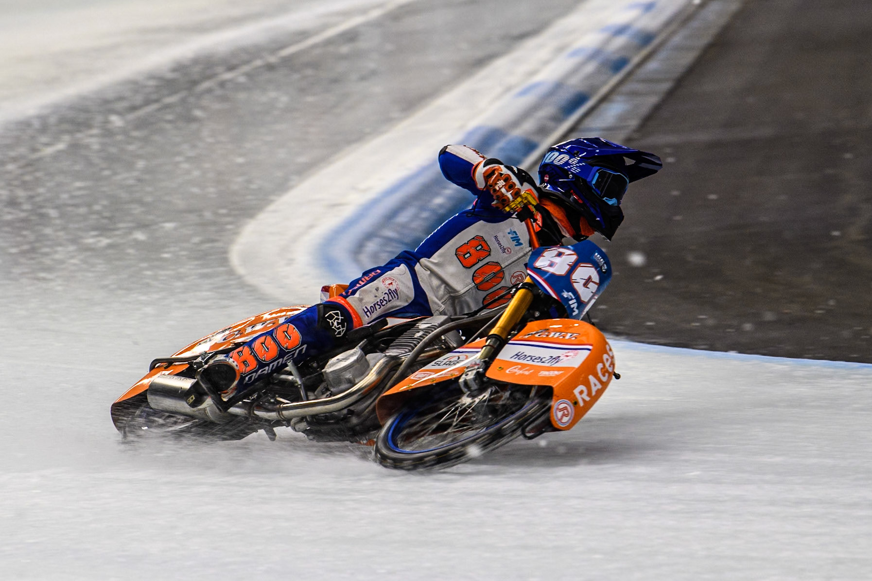 Jasper Iwema (800) of The Netherlands in action  during practice for  the Ice Speedway Gladiators World Championship Finals 1 &amp; 2 at Max-Aicher-Arena, Inzell on Friday 14th March 2025. (Photo: Ian Charles | MI News)