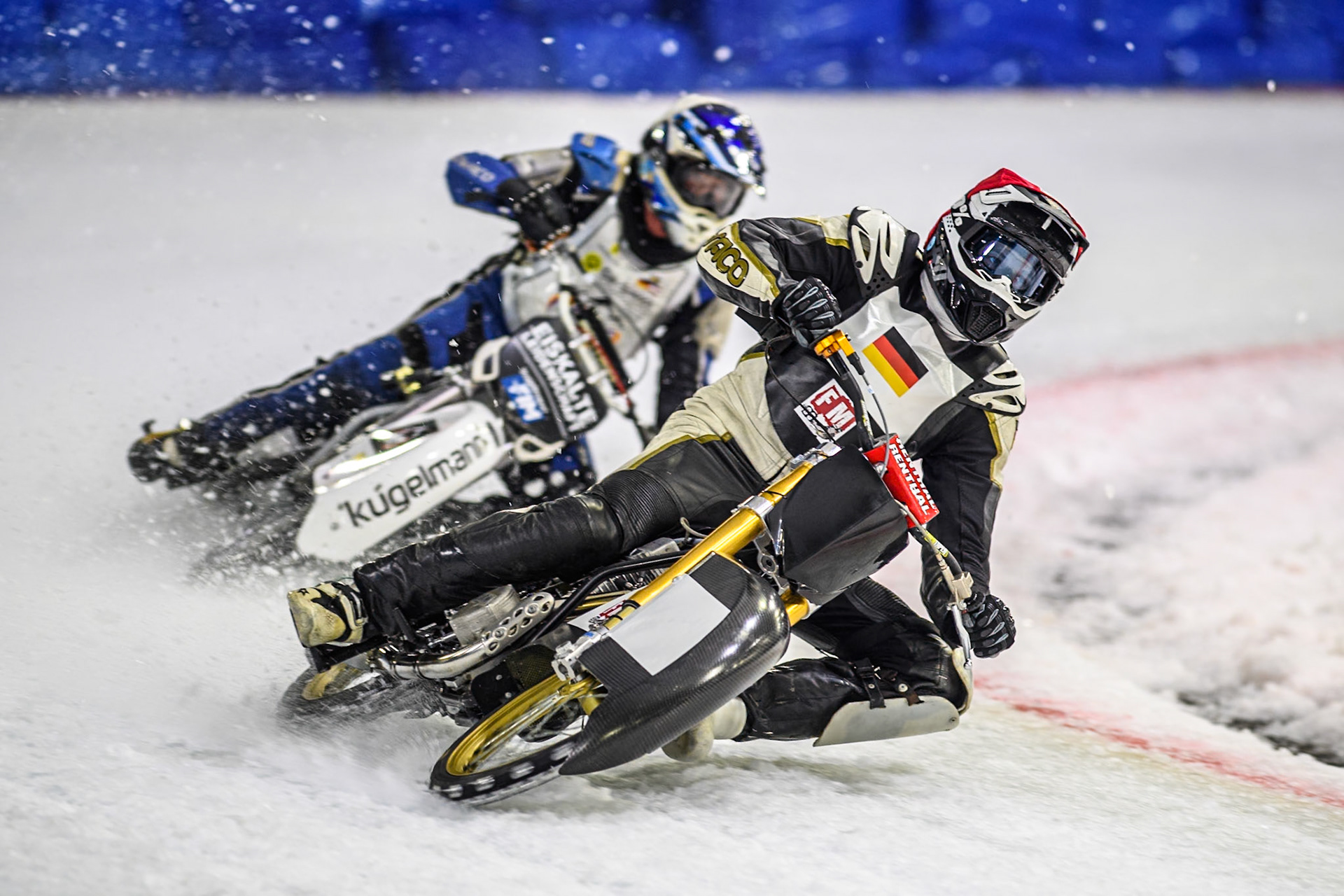 Franz Mayerbüchler of Germany in Red leading Reinhard Greisel of Germany in White during the Roelof Thijs Bokaal, Ice Rink Thialf, Heerenveen, Netherlands on Friday 4th April 2025. (Photo: Ian Charles | MI News)