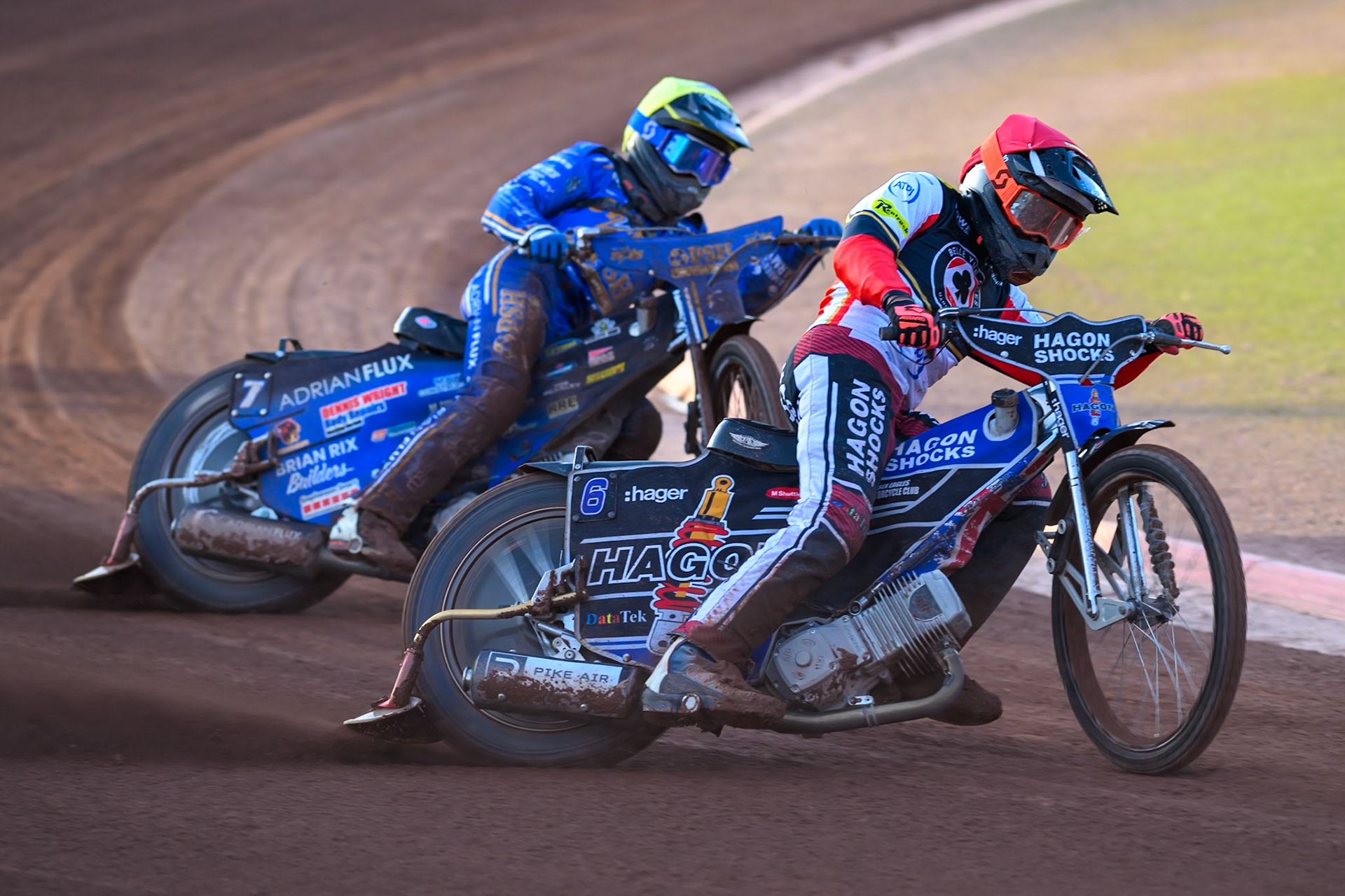 Jason Edwards, Guest rider for Belle Vue Aces in Red leading Jody Scott of Kings Lynn Stars in Yellow during the Rowe Motor Oil Premiership match between Belle Vue Aces and King's Lynn Stars at the National Speedway Stadium, Manchester on Monday 10th August 2026. (Photo: Ian Charles | MI News)
