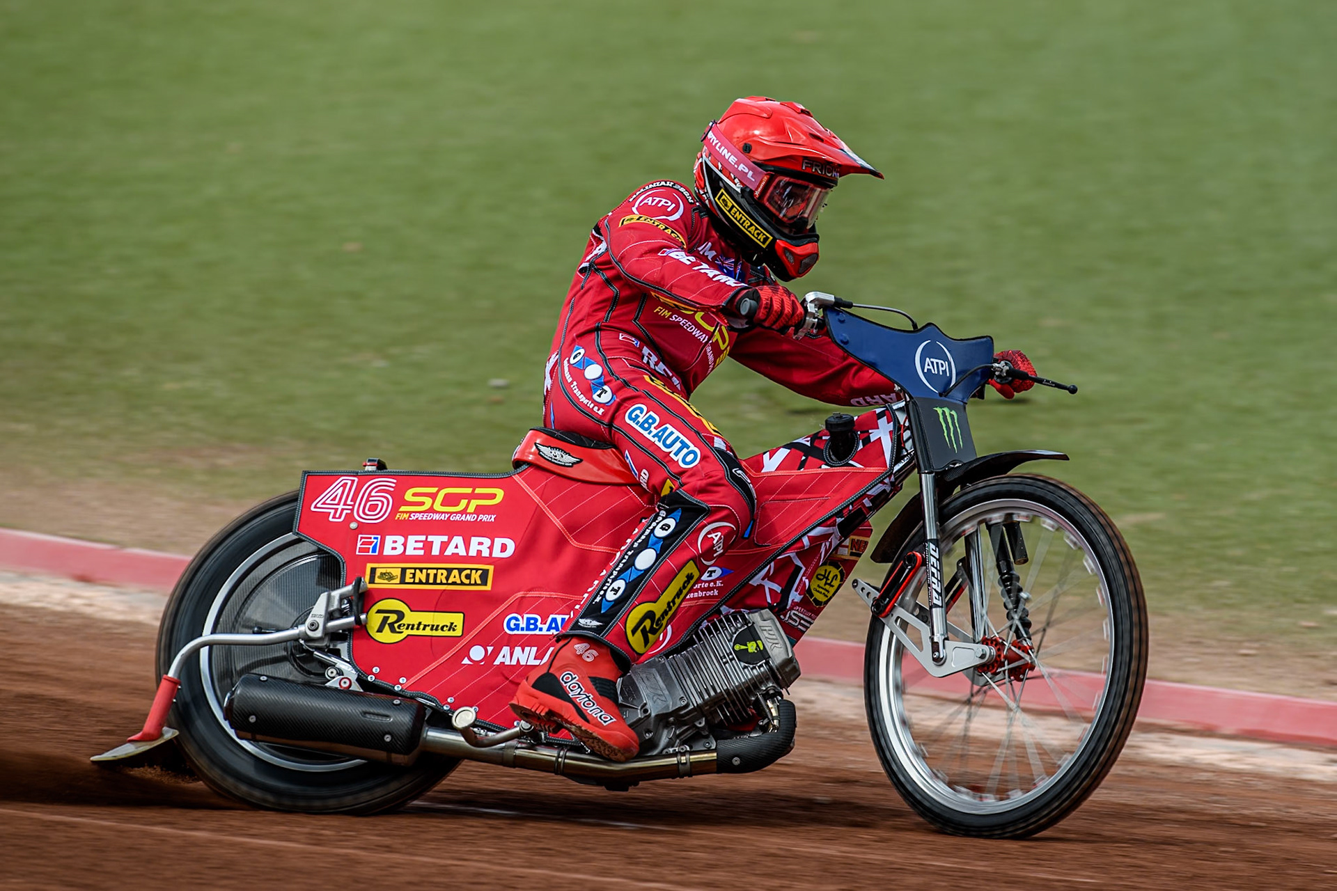 Max Fricke (46) of Australia in practice during the ATPI FIM Speedway Grand Prix Round 4 at the National Speedway Stadium, Manchester, on Friday 6th June 2025. (Photo: Ian Charles | MI News)