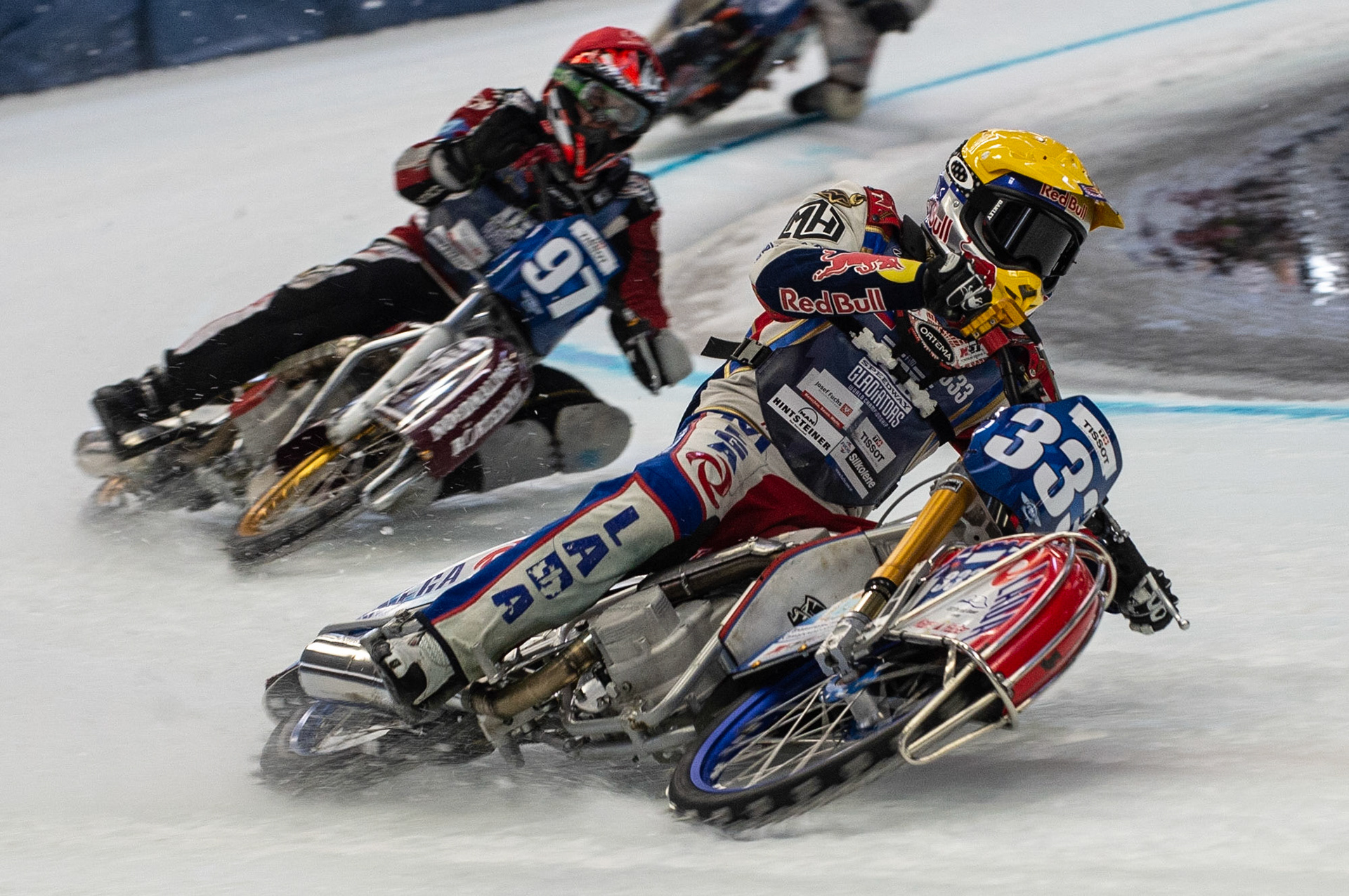 Photo: Ian Charles

Danil Ivanov (333) leads Ove Ledström (97)

FIM Ice Speedway Gladiators World Championship, Event 4.2, Max-Aicher-Arena, Inzell, Germany, Sunday 17 March 2019