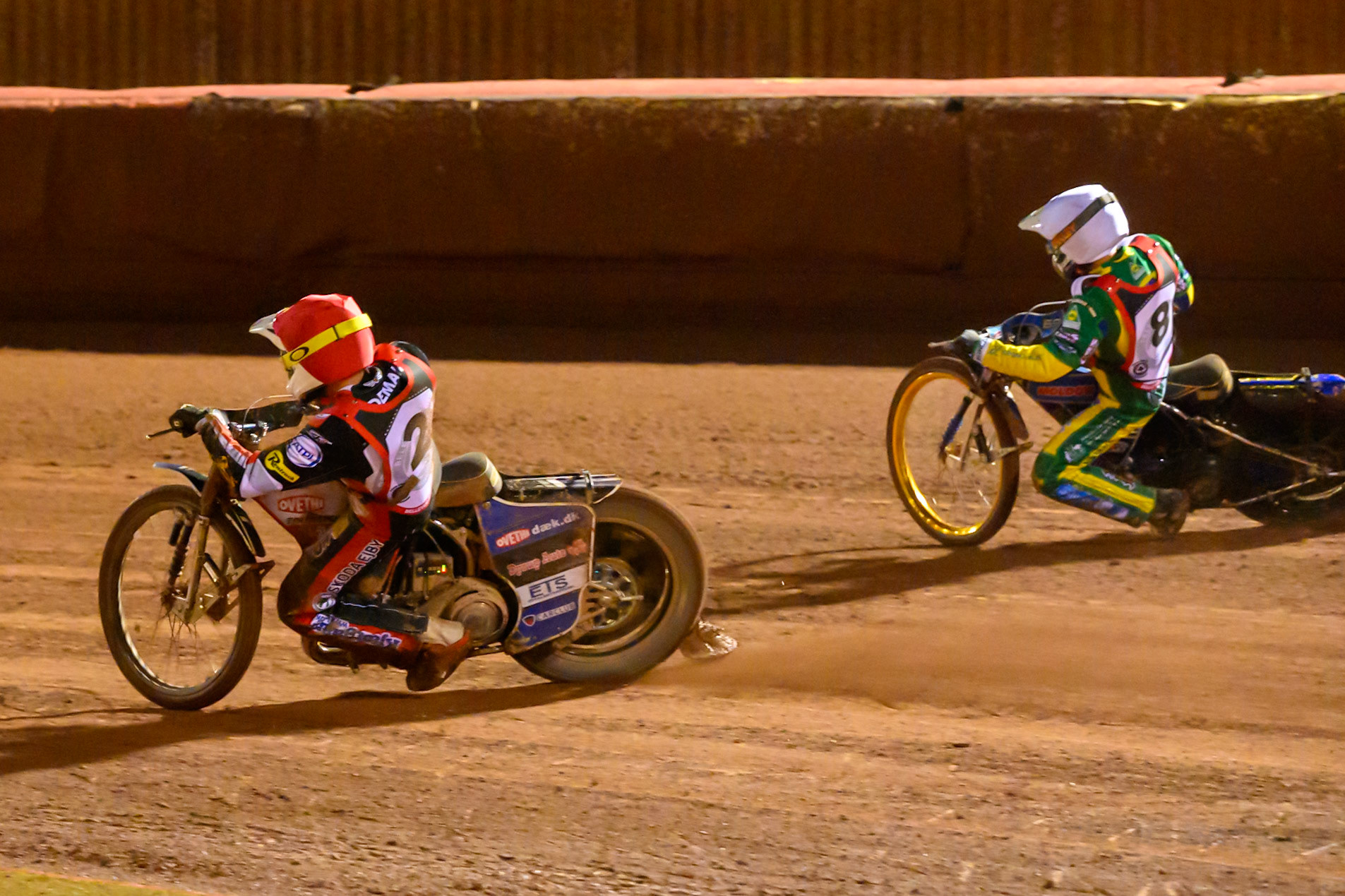Peter Kildemand in Red rides inside Jason Doyle  in White during the Peter Craven Memorial Trophy at the National Speedway Stadium, Manchester, on Monday 16th March 2026. (Photo: Ian Charles | MI News)