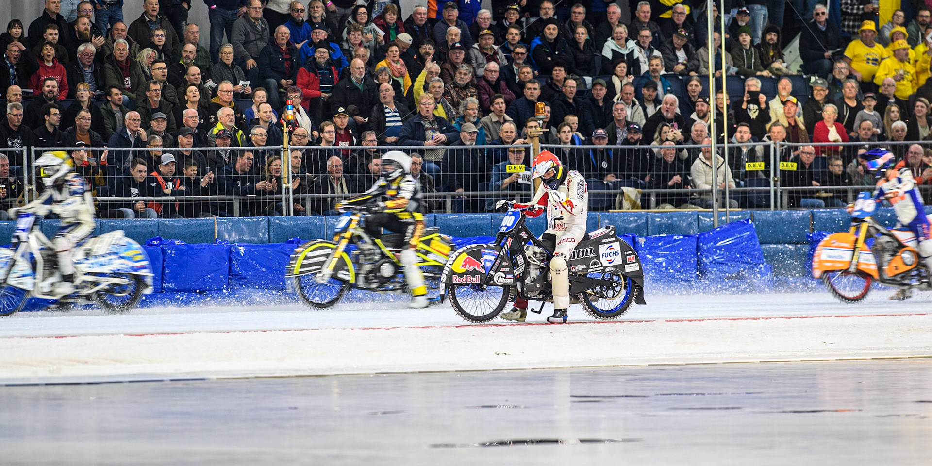 Franky Zorn (100) of Austria pulls up as the race goes on behind him during the FIM Ice Speedway Gladiators World Championship, Final 3 at the Ice Stadium, Thialf, Heerenveen on Saturday 5th April 2025. (Photo: Ian Charles | MI News)