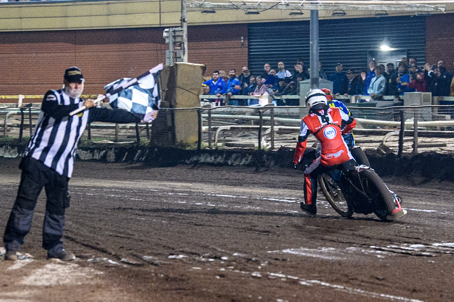 As he crosses the finish line in Heat 14, a second place for Belle Vue Aces' Antti Vuolas means Belle Vue win on aggregate to reach the Grand Final   during the Rowe Motor Oil Premiership Play Off Semi Final 2nd leg between Sheffield Tigers and Belle Vue Aces at Owlerton Stadium, Sheffield on Thursday 19th September 2024. (Photo: Ian Charles | MI News)