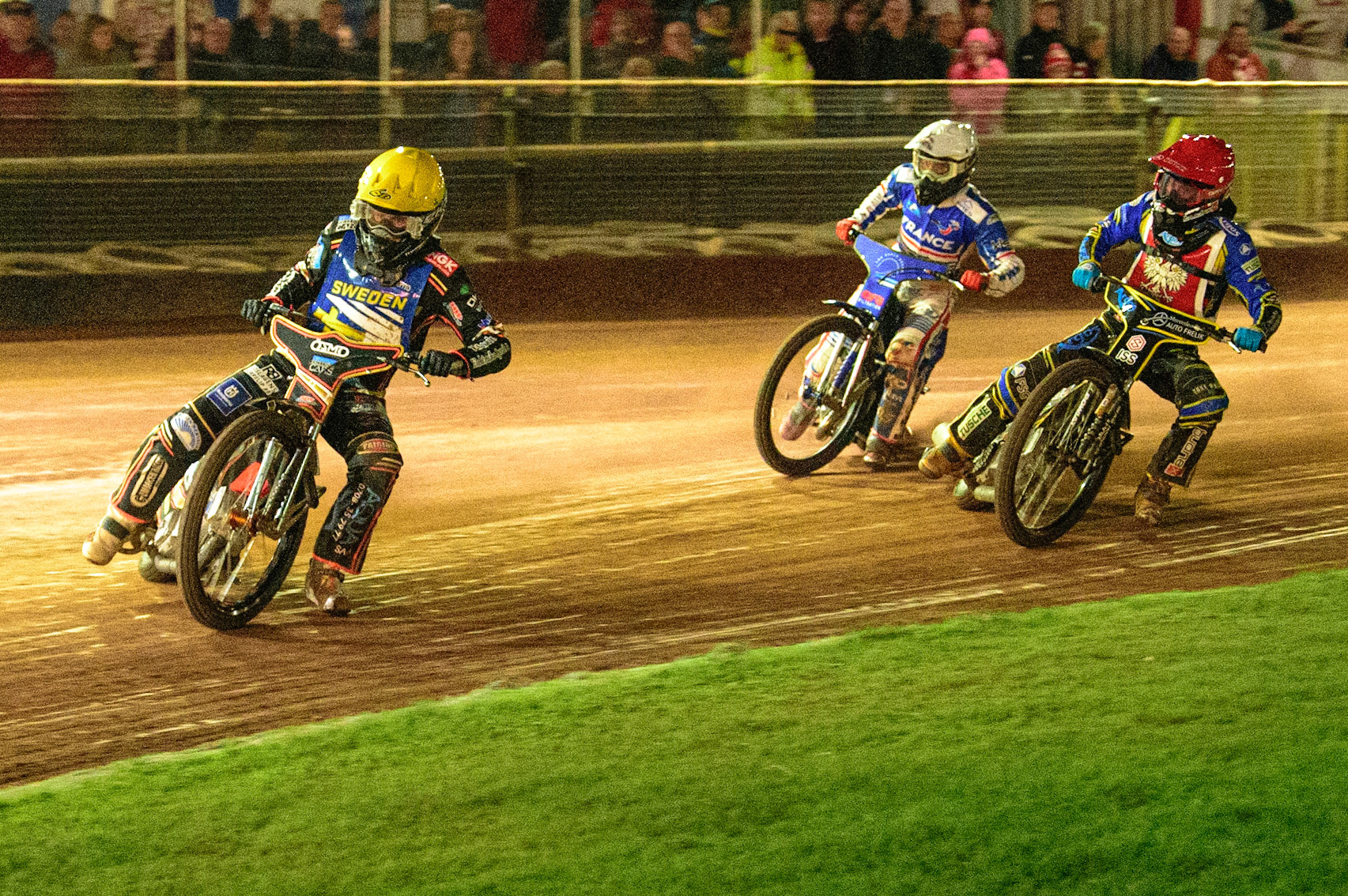 Kim Nilsson (Sweden) (Yellow) leads Szymon Woźniak (Poland) (Red) and David Bellego (France) (White) during the FIM Speedway Grand Prix Challenge at the Peugeot Ashfield Stadium, Glasgow on Saturday 20th August 2022. (Credit: Ian Charles | MI News)