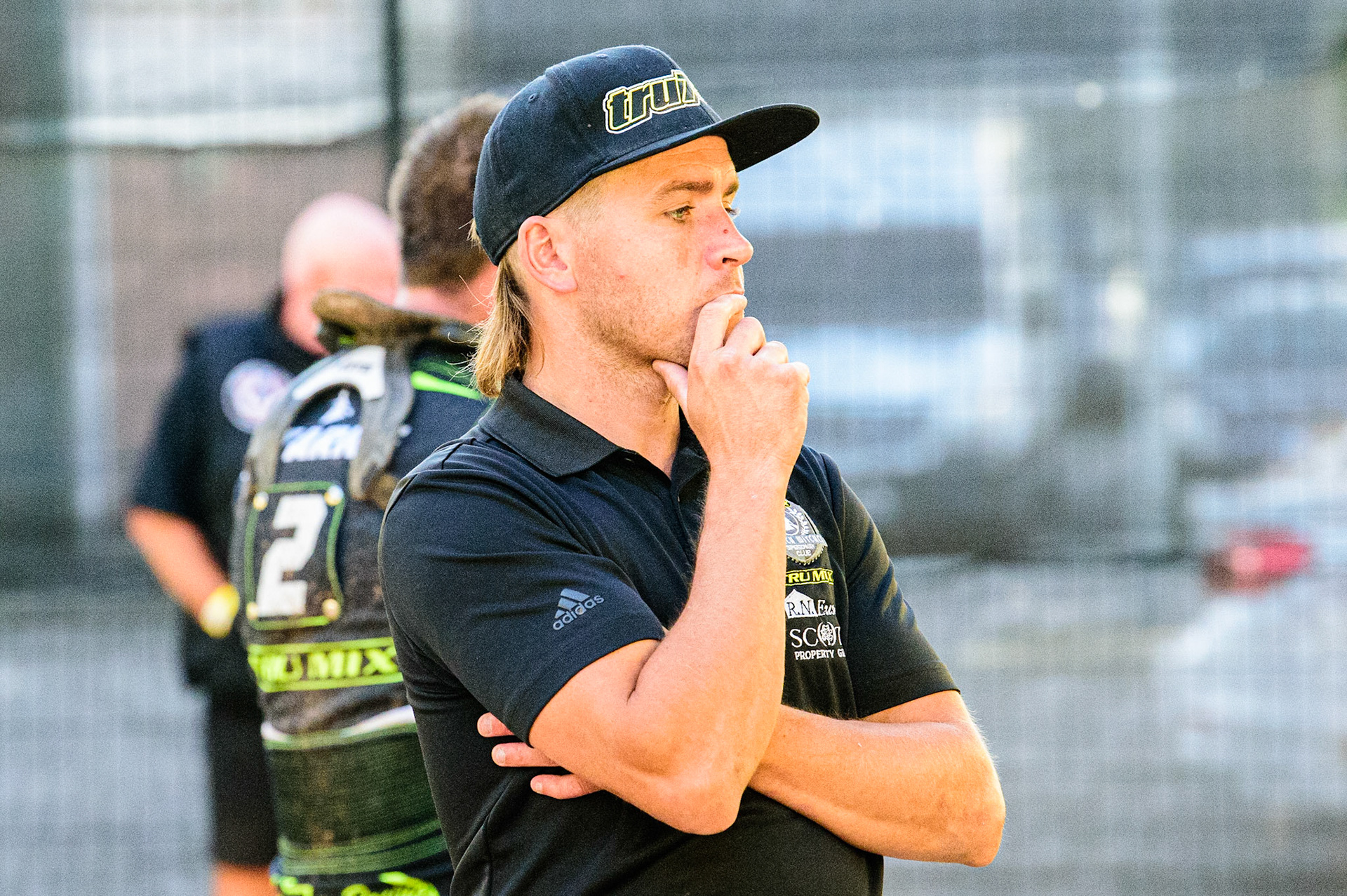 Ritchie Hawkins in reflective mood during the SGB Premiership match between Belle Vue Aces and Ipswich Witches at the National Speedway Stadium, Manchester on Monday 8th August 2022. (Credit: Ian Charles | MI News)