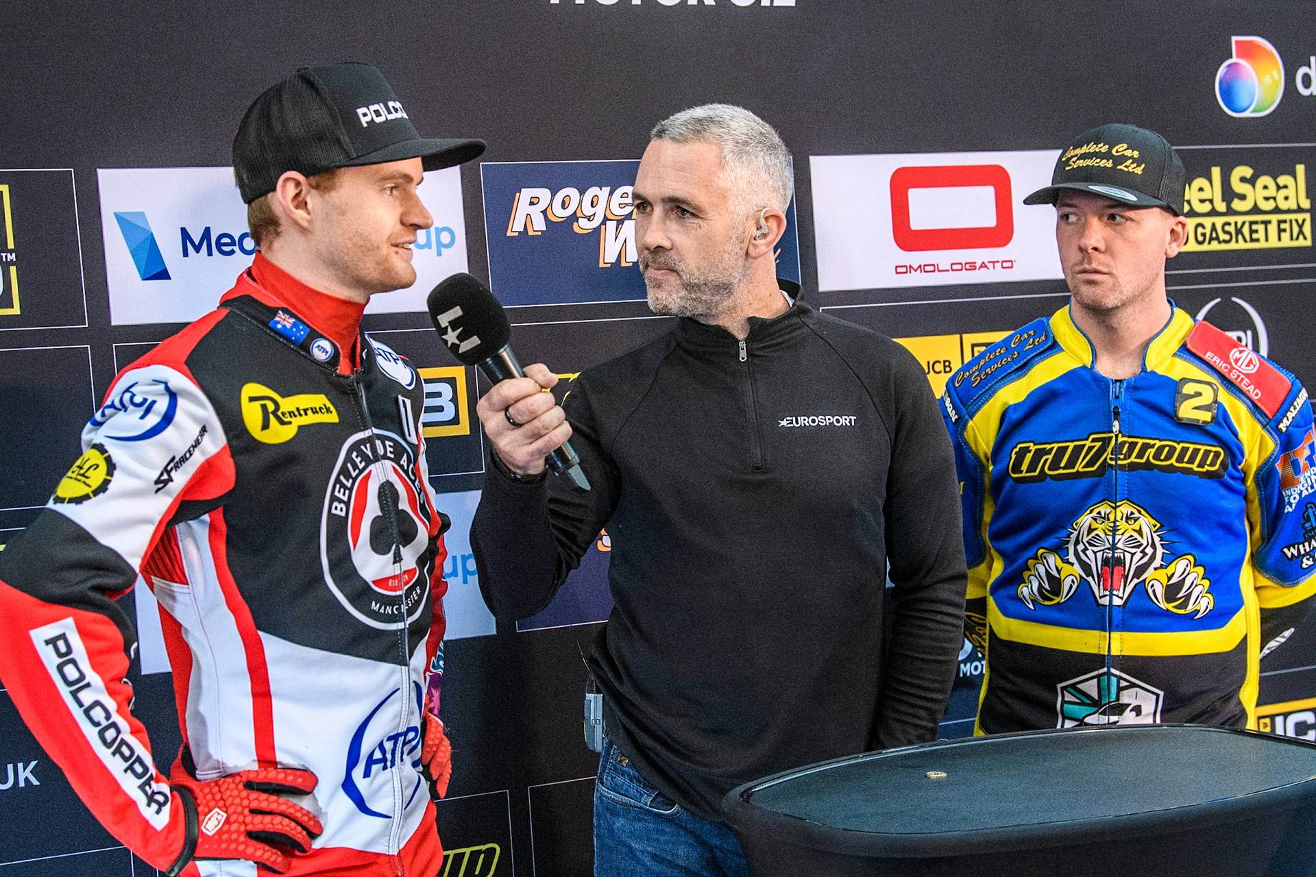 (L to R) bv1\, Eurosport presenter Scott Nicholls and Sheffield Tigers' Kyle Howarth  during the Rowe Motor Oil Premiership Play Off Semi Final 2nd leg between Sheffield Tigers and Belle Vue Aces at Owlerton Stadium, Sheffield on Thursday 19th September 2024. (Photo: Ian Charles | MI News)