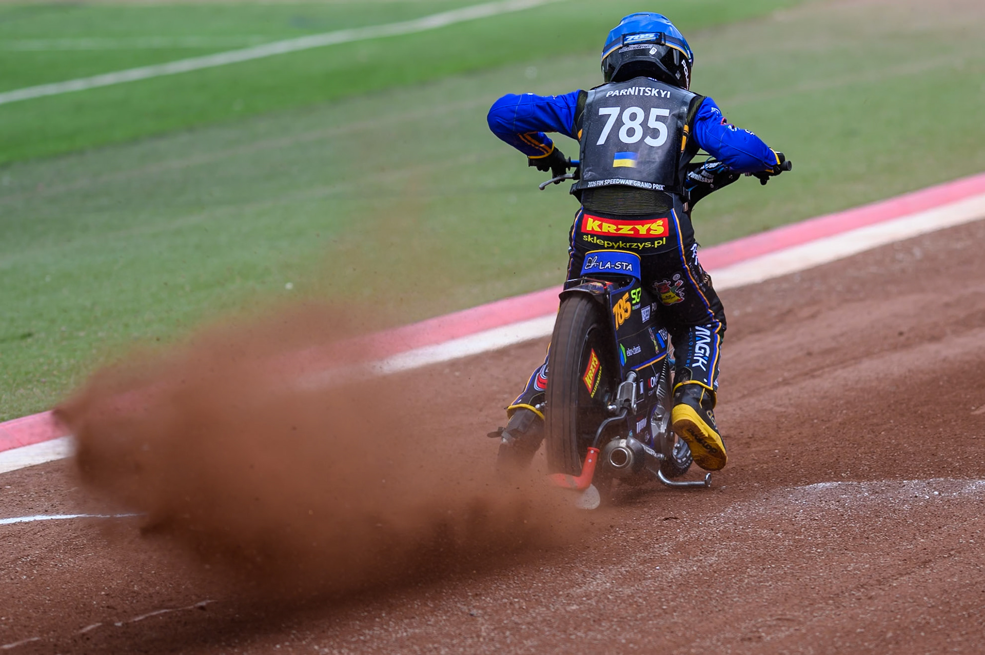 Nazar Parnitskyi (785) of Ukraine does a practice start during practice for  the ATPI  FIM Speedway GP of Manchester at the National Speedway Stadium, Manchester on Friday 5th June 2026. (Photo: Ian Charles | MI News)