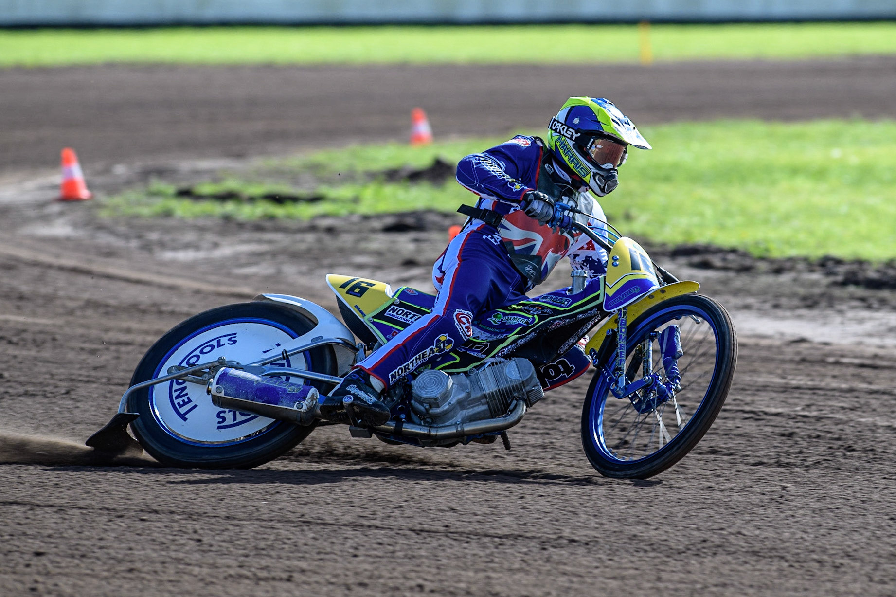 Chris Harris (Great Britain) practices  during the FIM Long Track Of Nations event at the Speed Centre Roden on Sunday 24th September 2023. (Photo: Ian Charles | MI News)