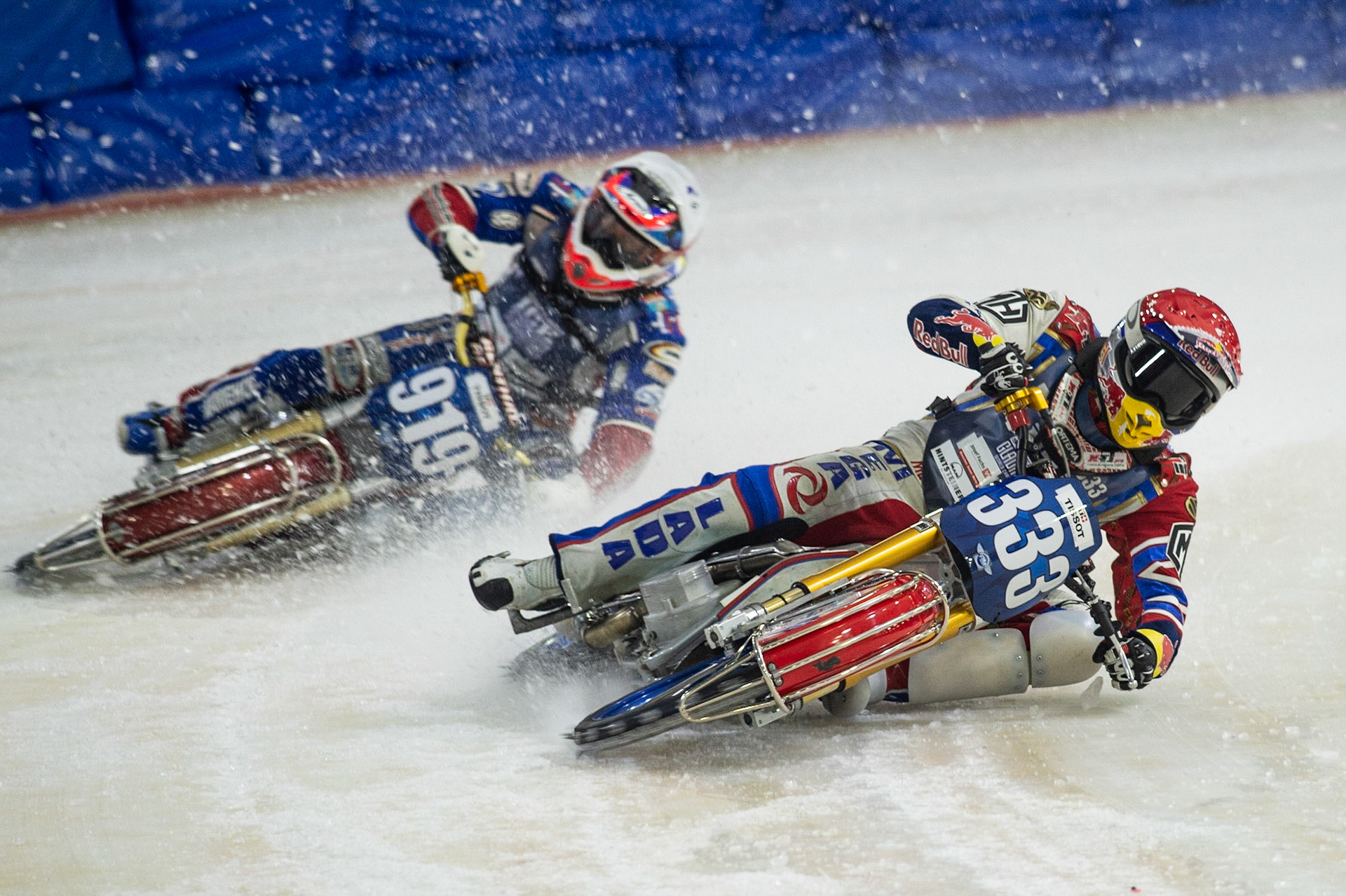 Photo: Ian Charles

Danil Ivanov (333) leads Dmitri Khomitsevich (919)

FIM Ice Speedway Gladiators World Championship, Event 5.2, Ice Rink Thialf, Heerenveen, Netherlands Sunday  31  March  2019