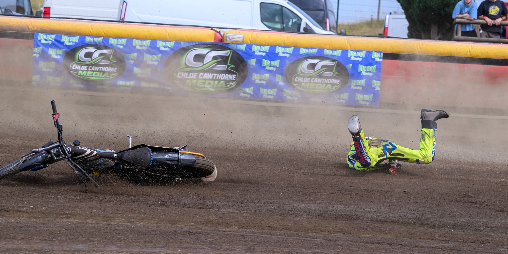 Harry Fletcher of Oxford Chargers in Yellow  falls during the WSRA National Development League match between Buxton Bulls and Oxford Chargers at Hi-Edge Speedway, Buxton on Sunday 2nd August 2026. (Photo: Ian Charles | MI News)