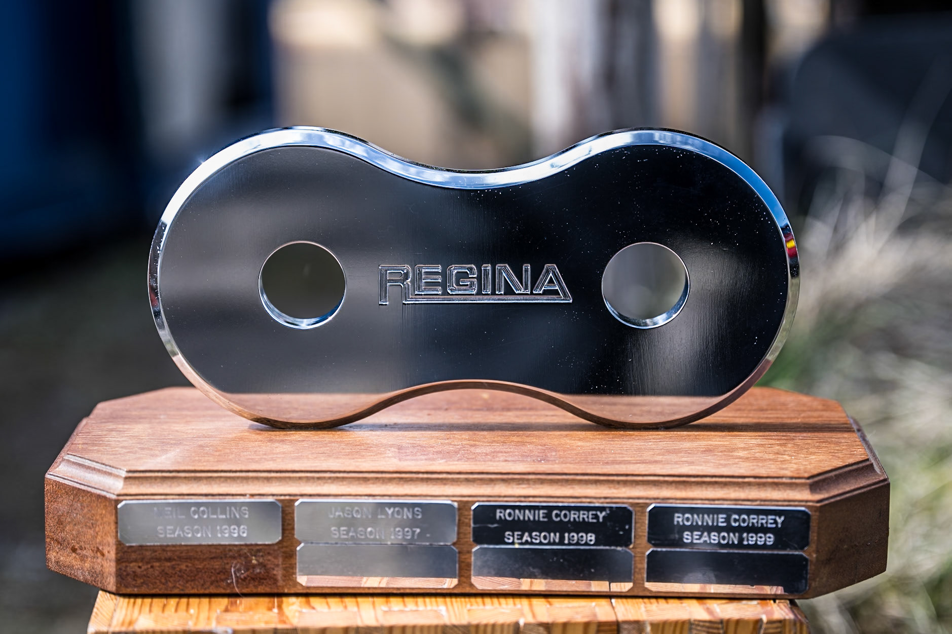 The Regina Chains Trophy during the Regina Chains Fours at Buxton Speedway, Buxton on Sunday 5th April 2026. (Photo: Ian Charles | MI News)