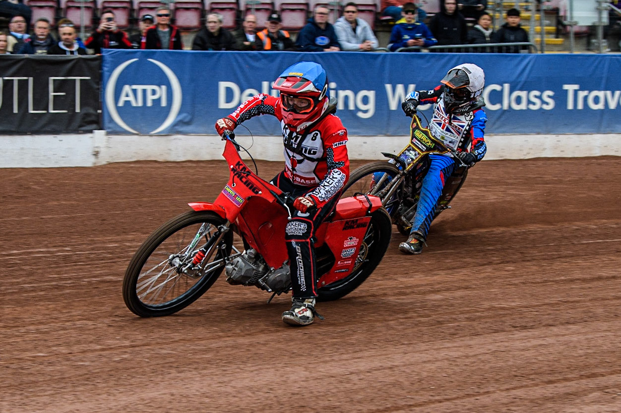 Kayden Munday (Blue) leads Oliver Binns (White) during the British Youth Championships at the National Speedway Stadium, Manchester on Friday 12th May 2023. (Photo: Ian Charles | MI News)