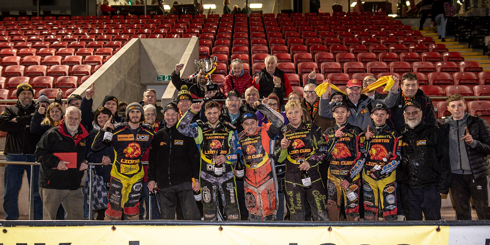 Photo: Ian Charles

Leicester Cubs  with their fans after winning the KO Cup 

Belle Vue Colts v Leicester Lion Cubs, SGB National League KO Cup Final (2nd Leg), Belle Vue National Speedway Stadium, Manchester, Tuesday 29  October  2019