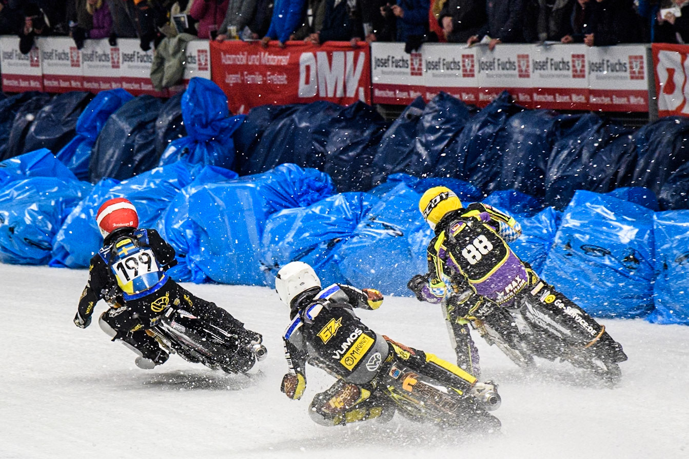 \Heikki Huusko (67) of Finland rides inside Max Niedermaier  (88) of Germany in Yellow as they both chase Martin Haarahiltunen (199) of Sweden in Red during the Ice Speedway Gladiators World Championship Final 1 at Max-Aicher-Arena, Inzell on Saturday 15th March 2025. (Photo: Ian Charles | MI News)