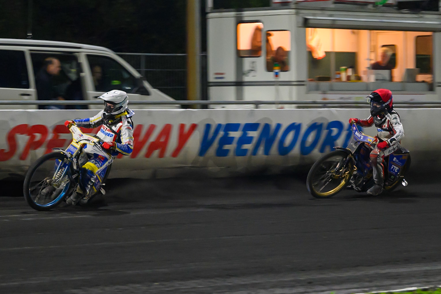 FINAL: Rasmus Pedersen of Denmark in White leading Jacob D. Jensen of Denmark in Red  during the Gouden KENNY Helm at Speedway Veenoord, Veenoord in the Netherlands on Saturday 19th September 2026. (Photo: Ian Charles | MI News)