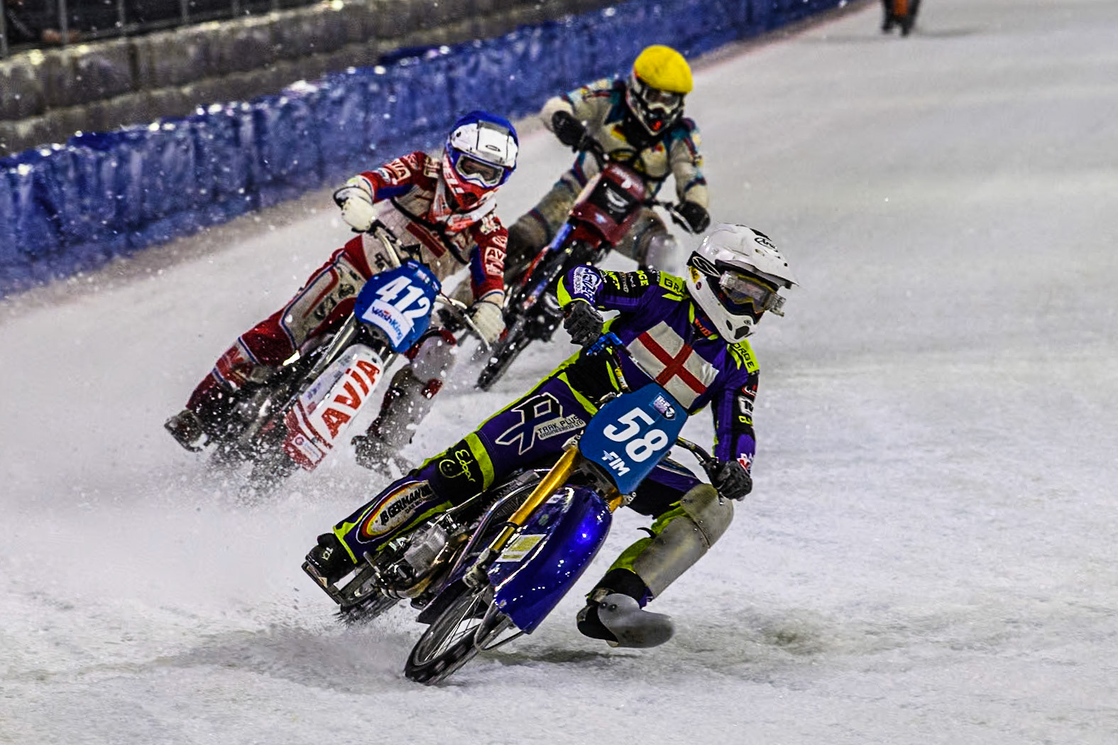 Paul Cooper of Great Britain in White leading Niek Schaap of The Netherlands in Blue and Marc Geyer of Germany in Yellow during the Roelof Thijs Bokaal at Ice Rink Thialf, Heerenveen, The Netherlands on Friday 5th April 2024. (Photo: Ian Charles | MI News)